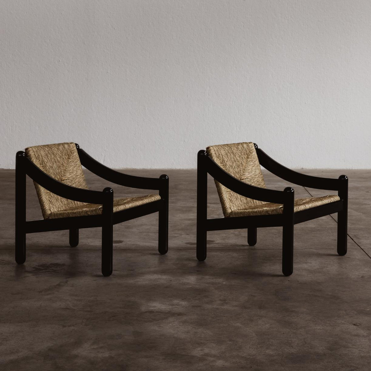 Vico Magistretti 930 "Carimate" Easy Chairs for Cassina, Black Lacquered 1963