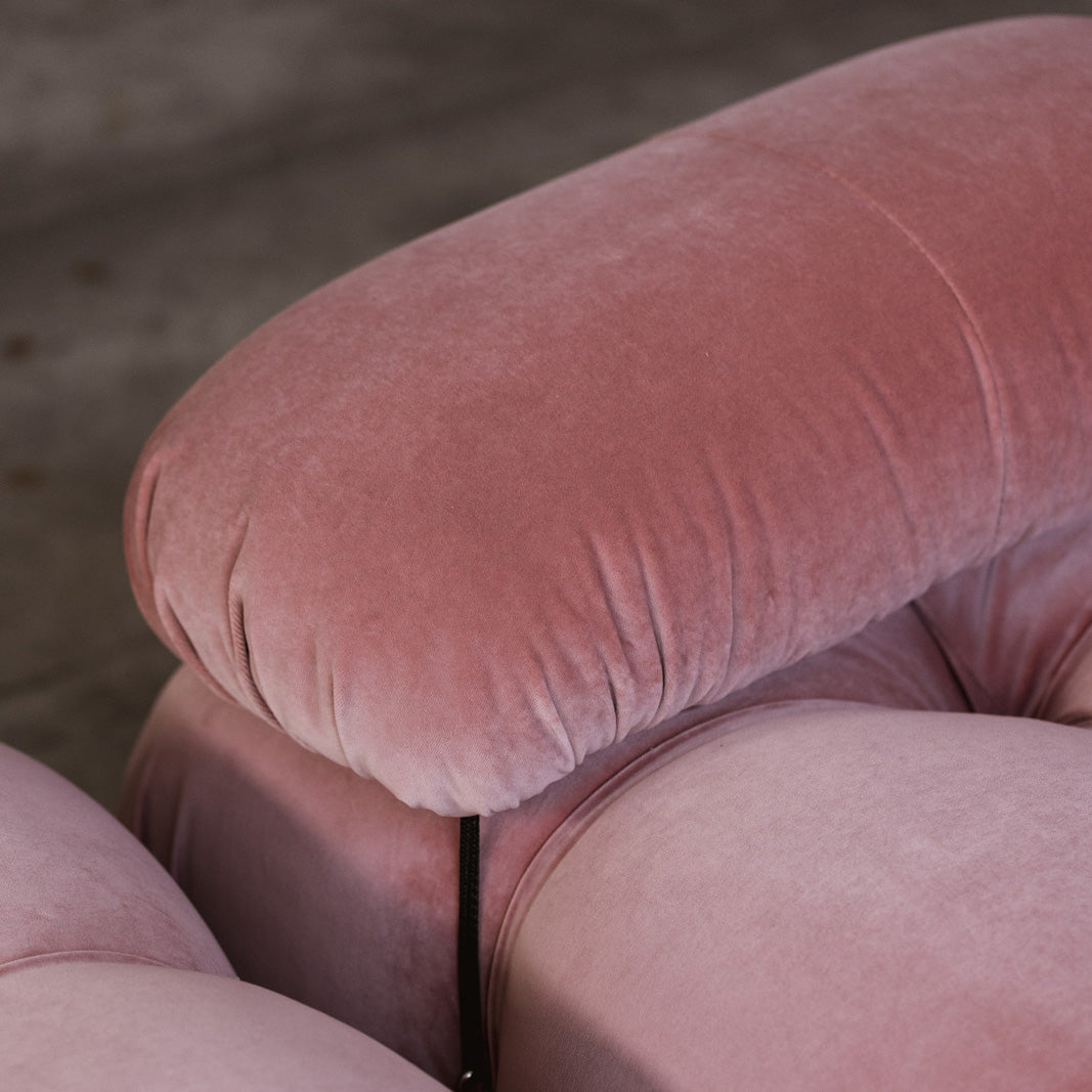 Mario Bellini "Camaleonda" Modular Sofa for B&B Italia, Pink Velvet, 1970, Set of 6