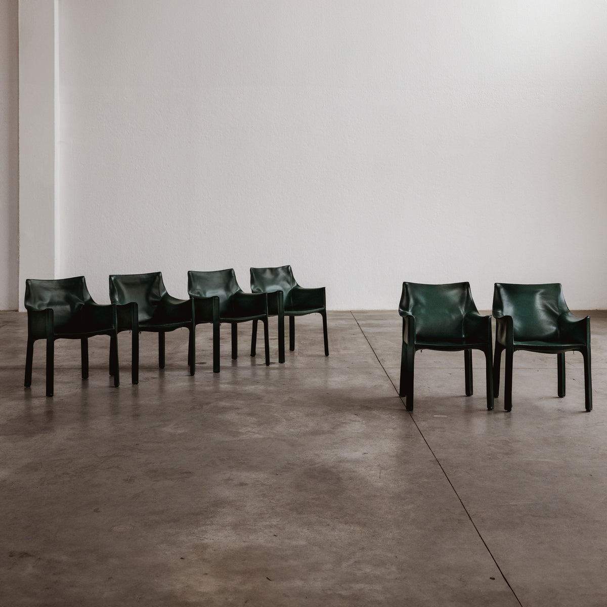 Mario Bellini "CAB 413" Chairs for Cassina, Dark Green Leather, 1977