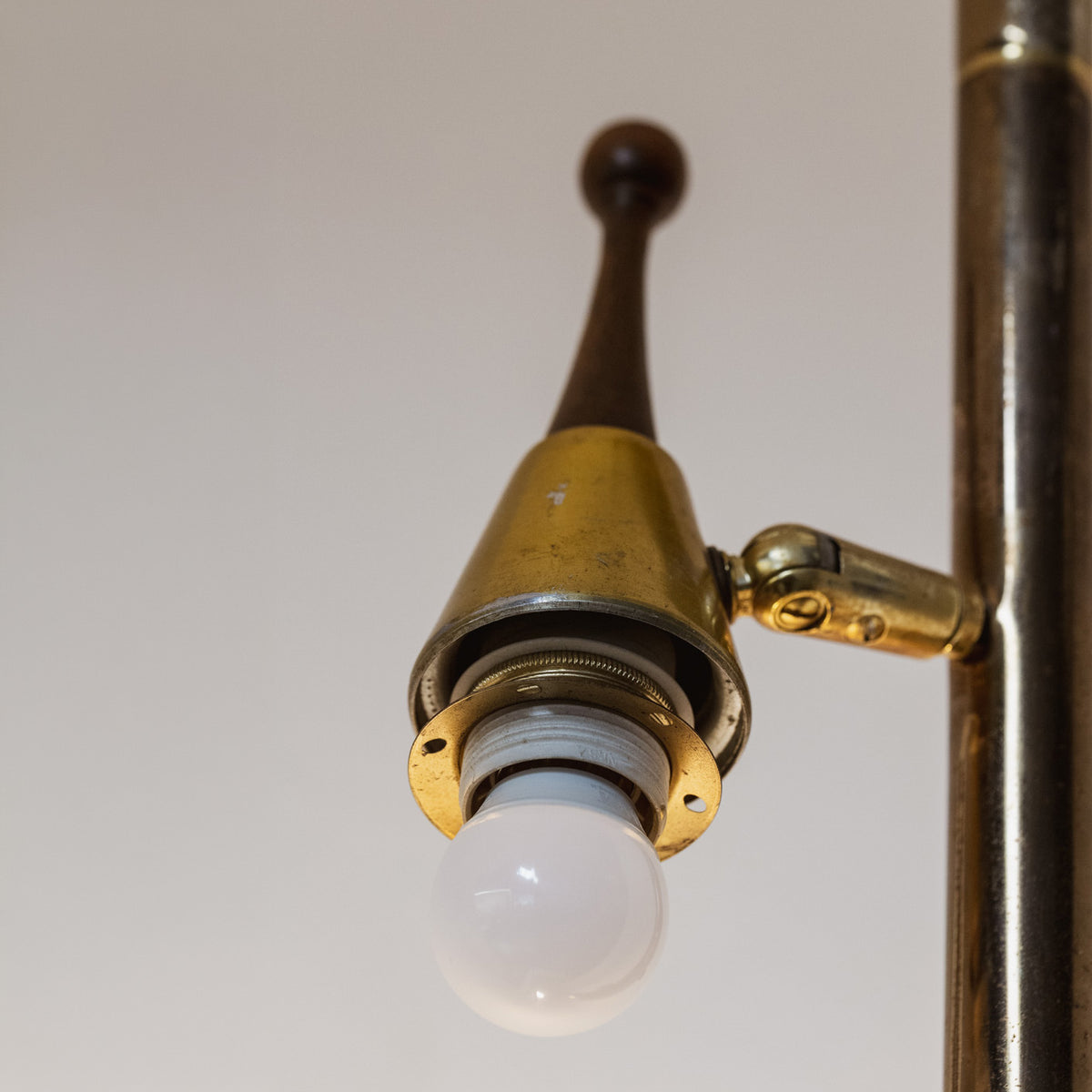Oscar Torlasco Tension Pole Lamp for Lumi, 1970s