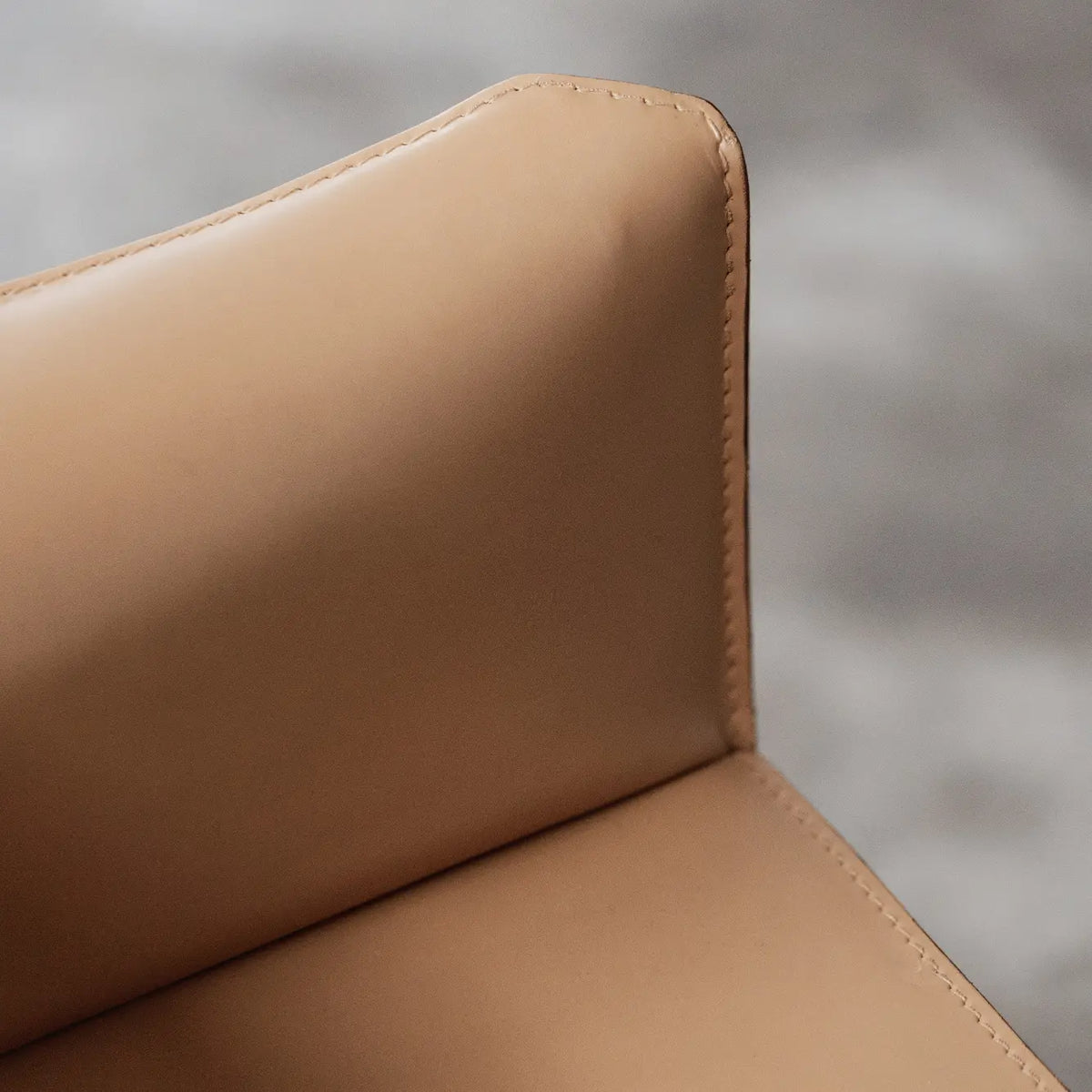Mario Bellini "CAB 413" Dining Chairs for Cassina, Natural Leather, 1977