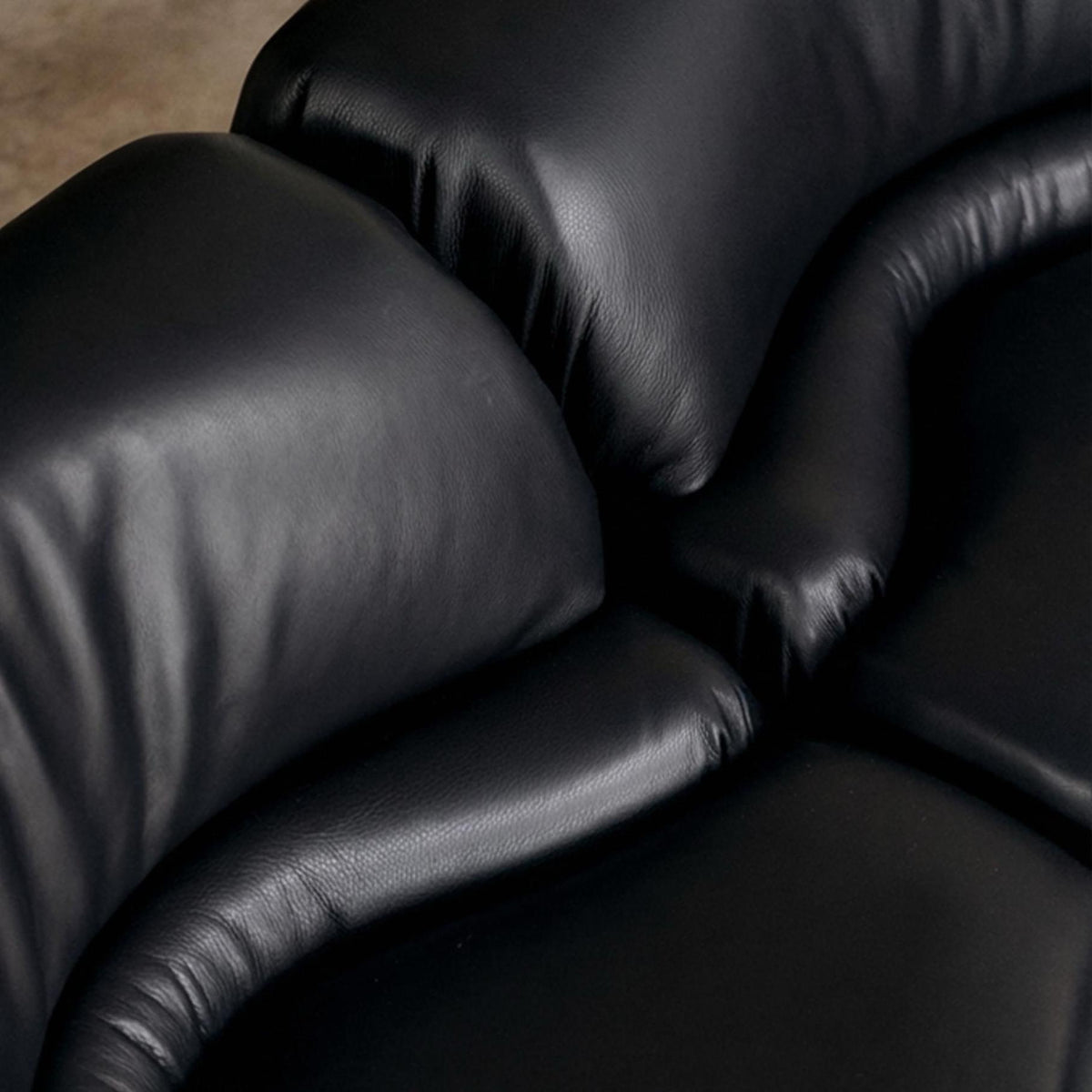 De Sede “DS-28 Cosmos” Modular Sofa for De Sede, Black Leather, Switzerland, 1970, Set of 5