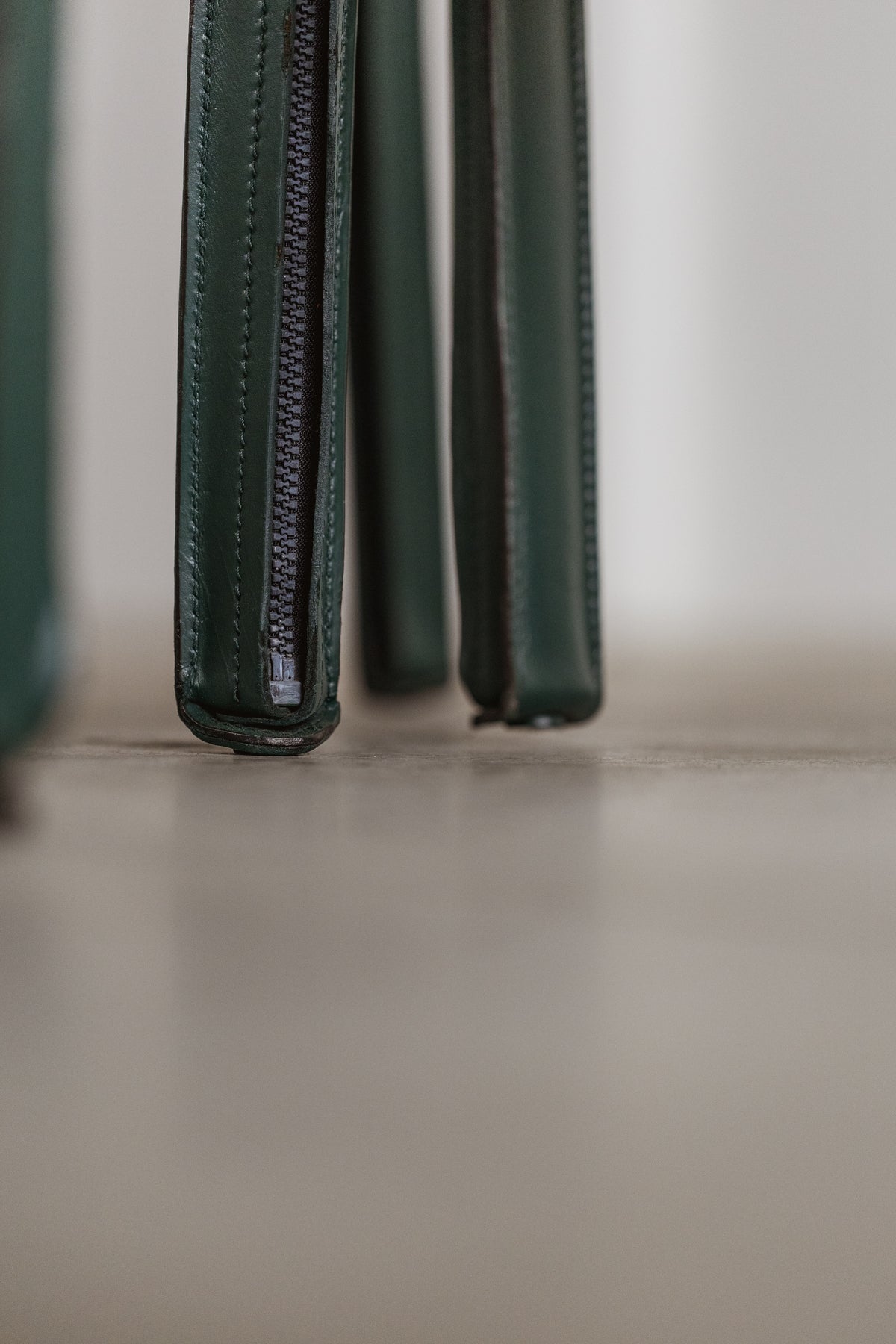 Mario Bellini "CAB 413" Chairs for Cassina, Dark Green Leather, 1977