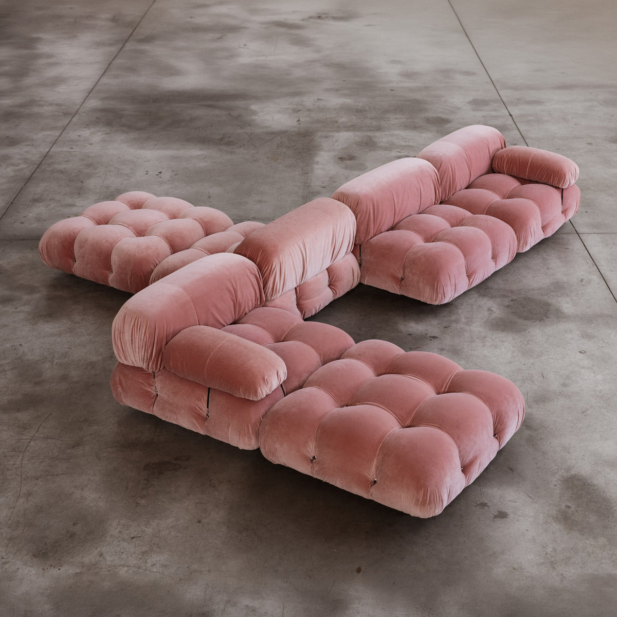 Mario Bellini "Camaleonda" Modular Sofa for B&B Italia, Pink Velvet, 1970, Set of 6