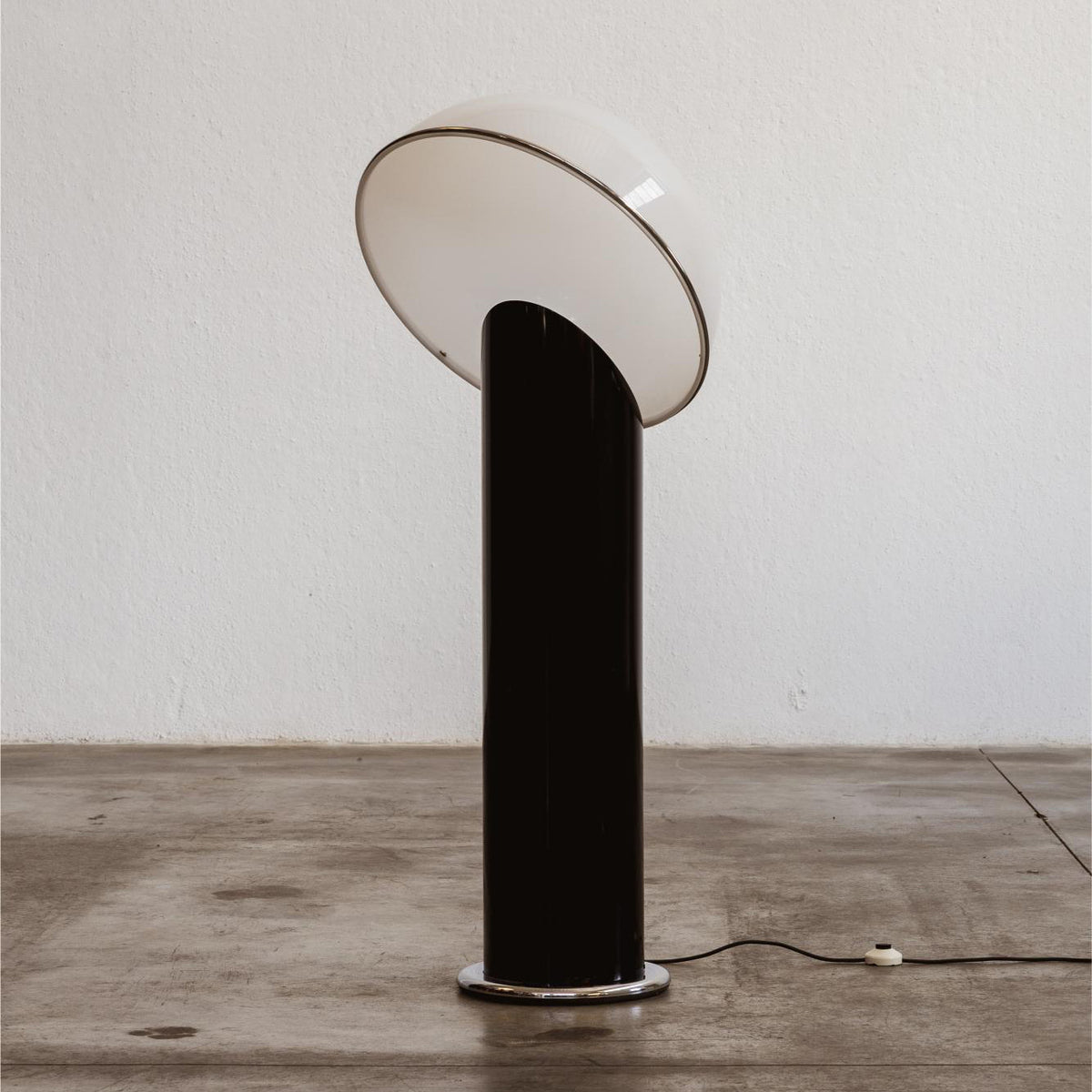 Ennio Chiggio "Ciot" floor lamp for Lumenform, 1973
