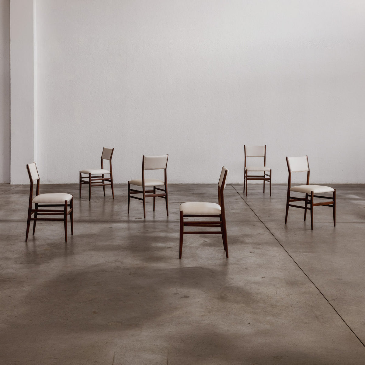 Gio Ponti 646 "Leggera" Dining Chairs for Cassina, Ivory Velvet, 1952, Set of 6