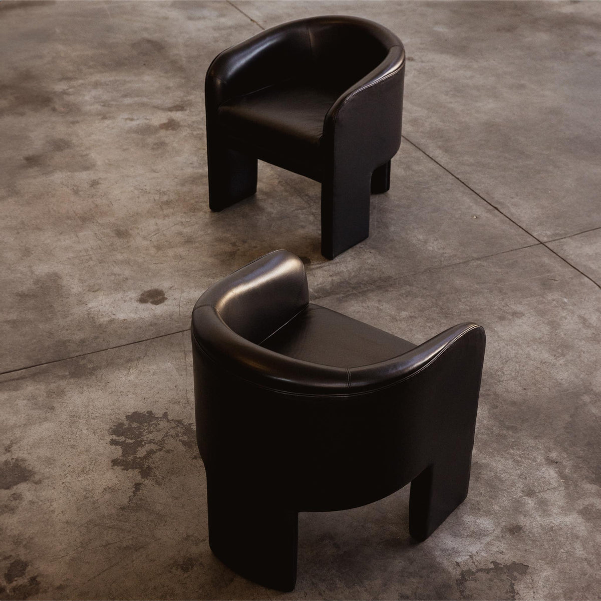 Vladimir Kagan Tripod Armchairs for Weiman, Black Leather, 1980