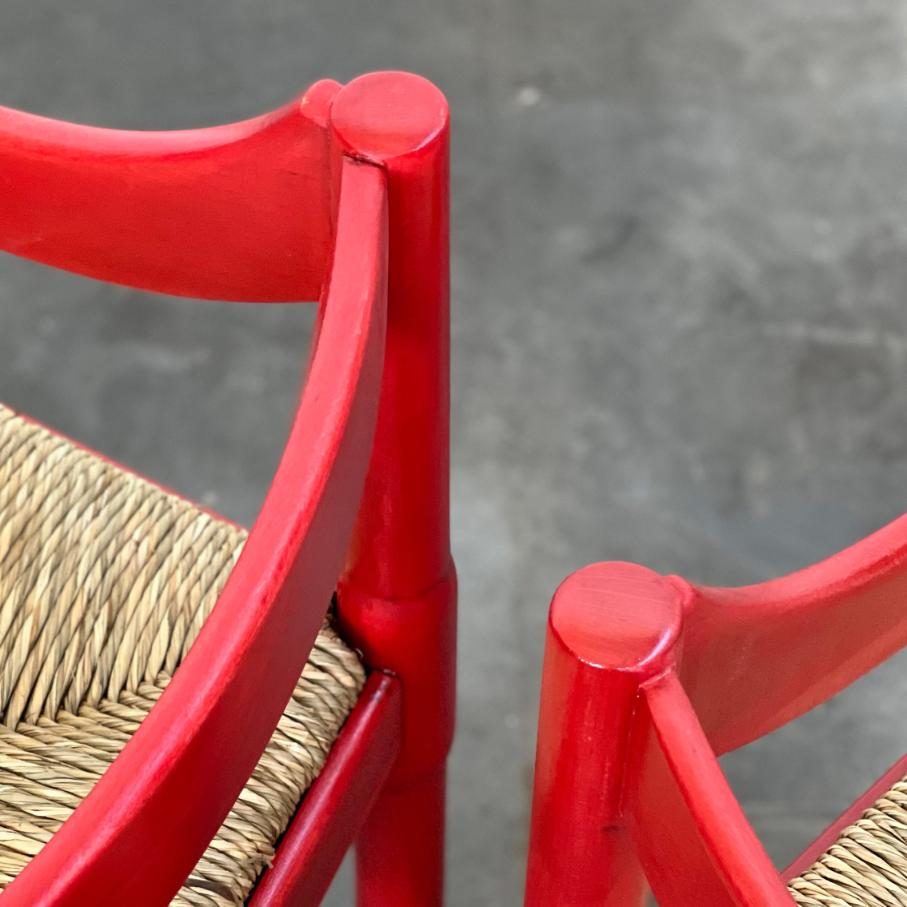 Vico Magistretti "Carimate" Dining Chairs for Cassina, Red Lacquered Wood, 1960