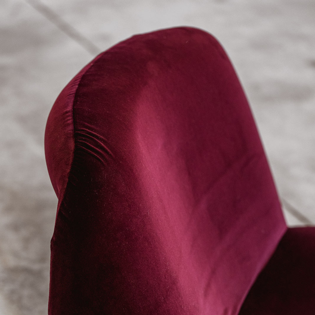 Giancarlo Piretti "Alky" Lounge Chairs for Anonima Castelli, Burgundy Velvet, 1970, Set of 2