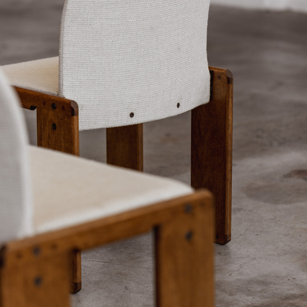 Afra & Tobia Scarpa "Dialogo" Dining Chairs for B&B Italia, White Linen, 1973, Set of 6