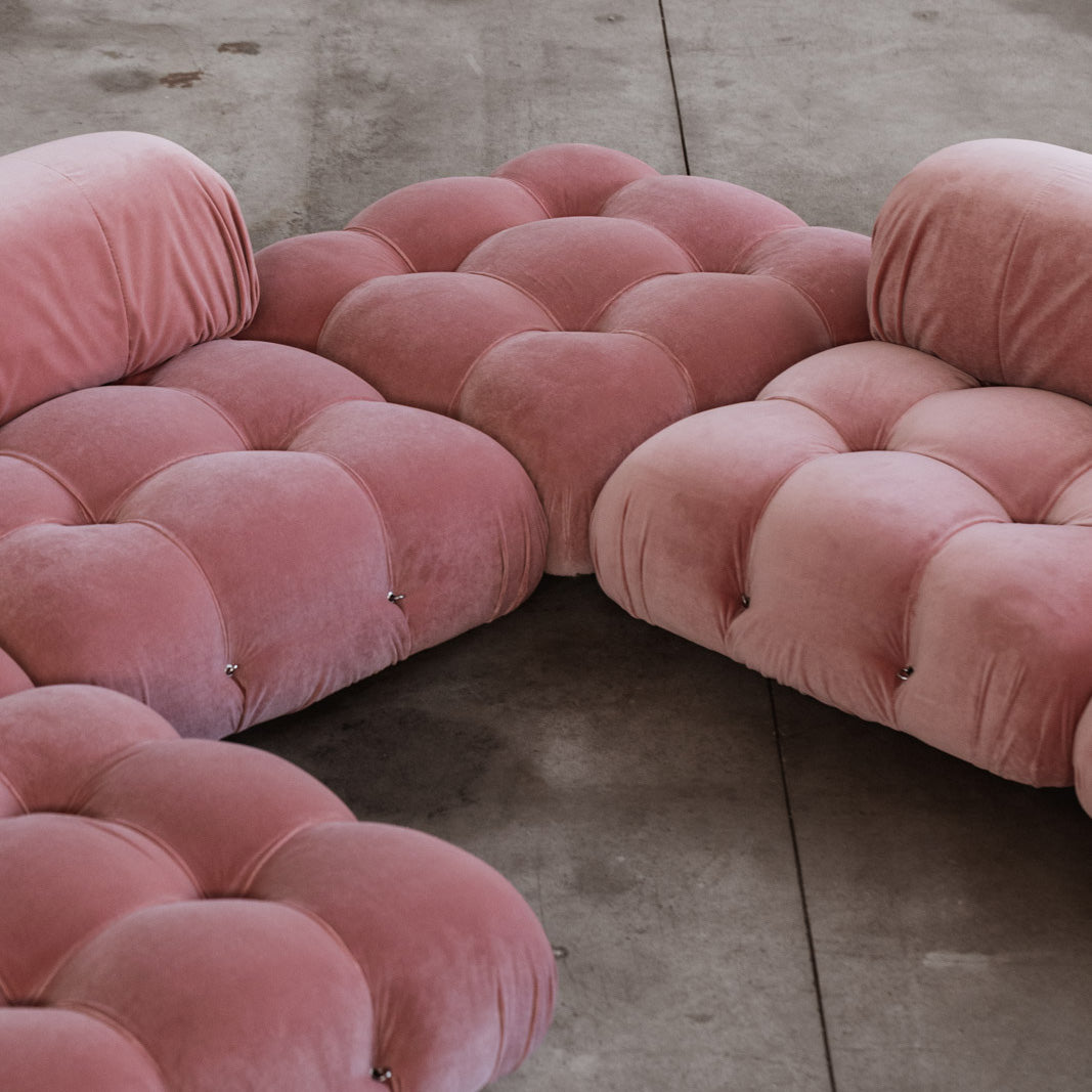 Mario Bellini "Camaleonda" Modular Sofa for B&B Italia, Pink Velvet, 1970, Set of 6