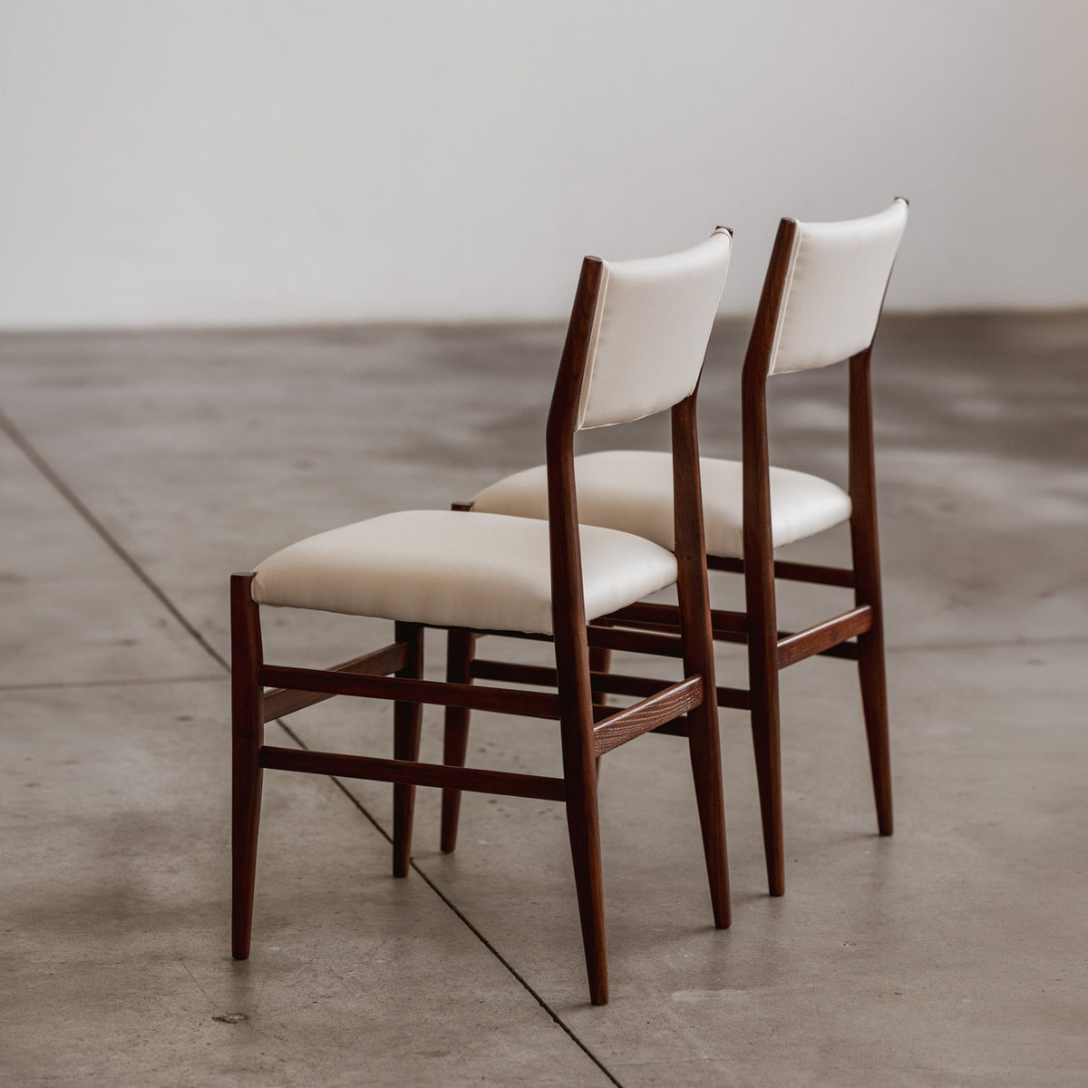 Gio Ponti 646 "Leggera" Dining Chairs for Cassina, Ivory Velvet, 1952, Set of 6