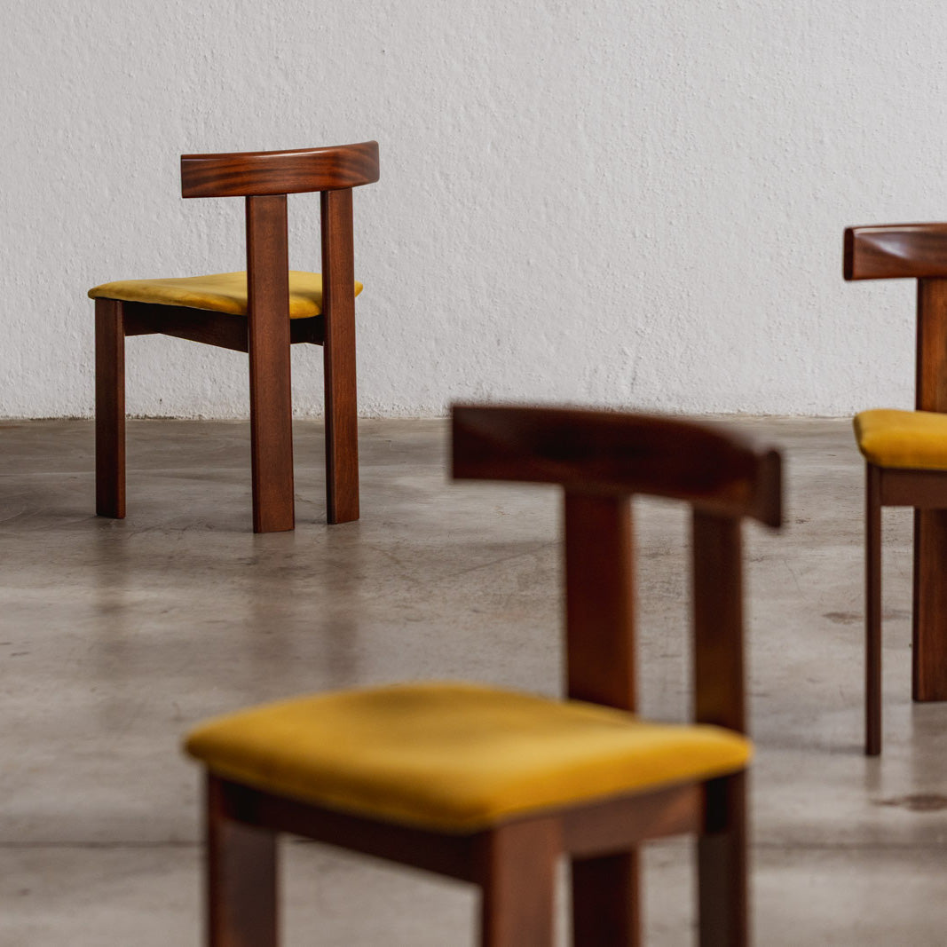 Luigi Vaghi Dining Chairs for Former, Amber Velvet, 1968, Set of 6