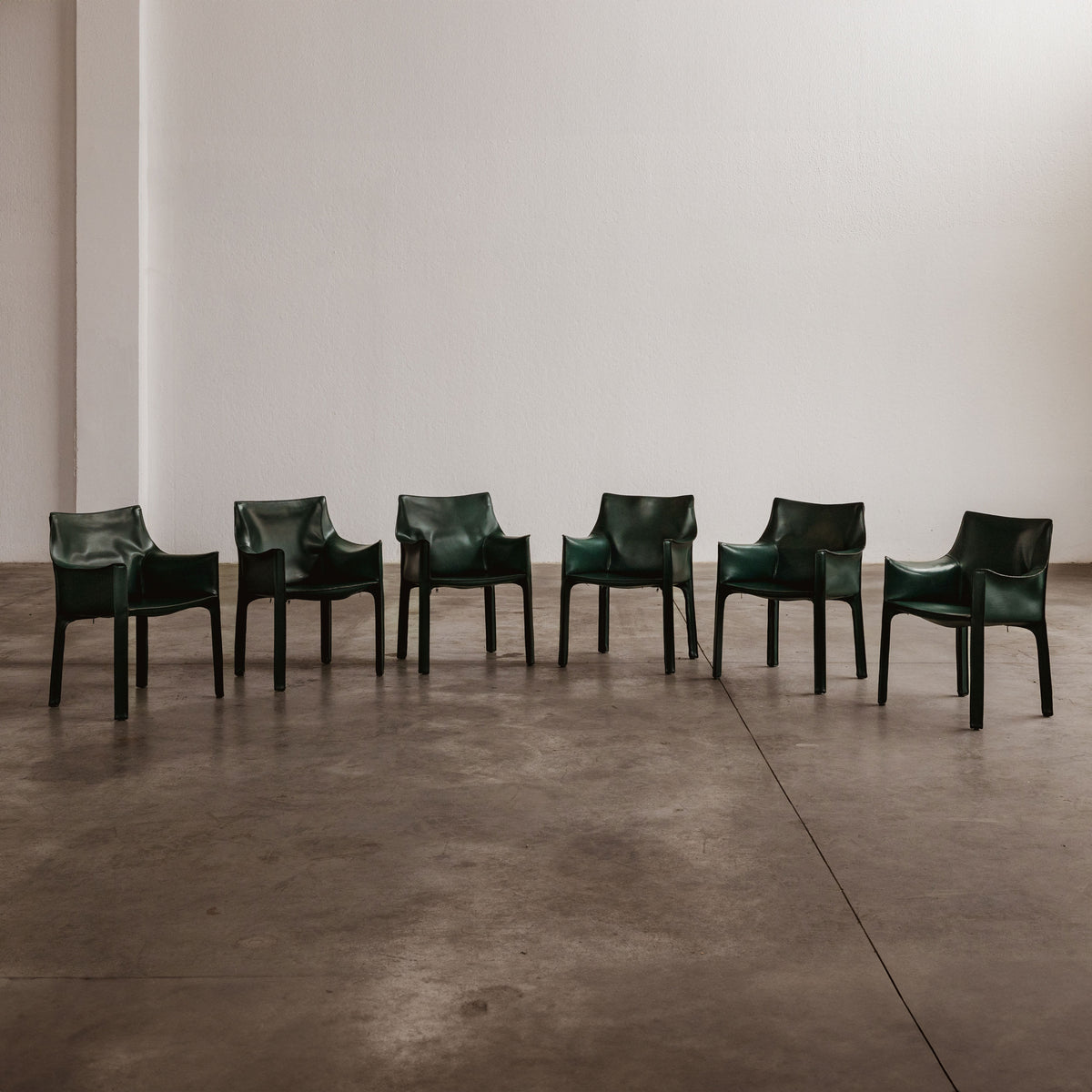 Mario Bellini "CAB 413" Chairs for Cassina, Dark Green Leather, 1977