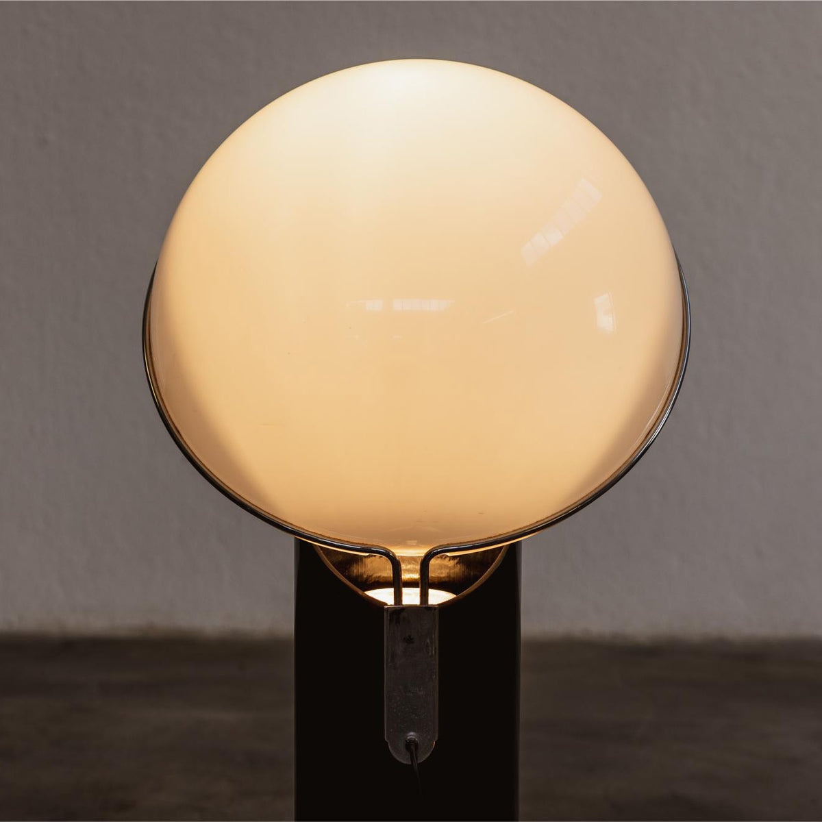 Ennio Chiggio "Ciot" floor lamp for Lumenform, 1973