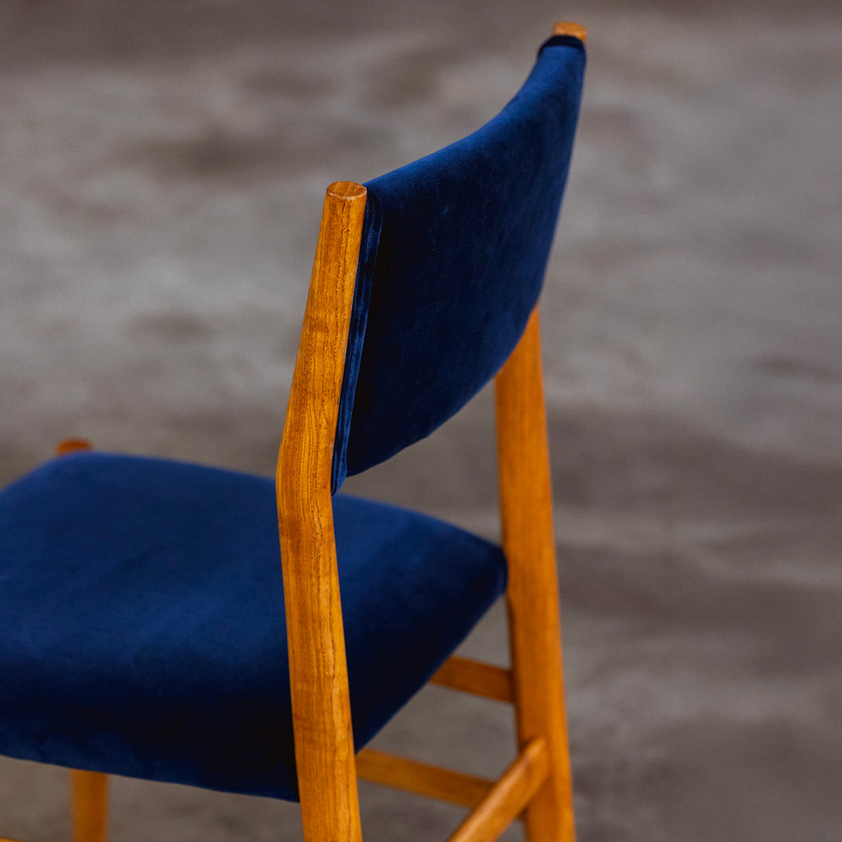 Gio Ponti 646 "Leggera" Dining Chairs for Cassina, 1952