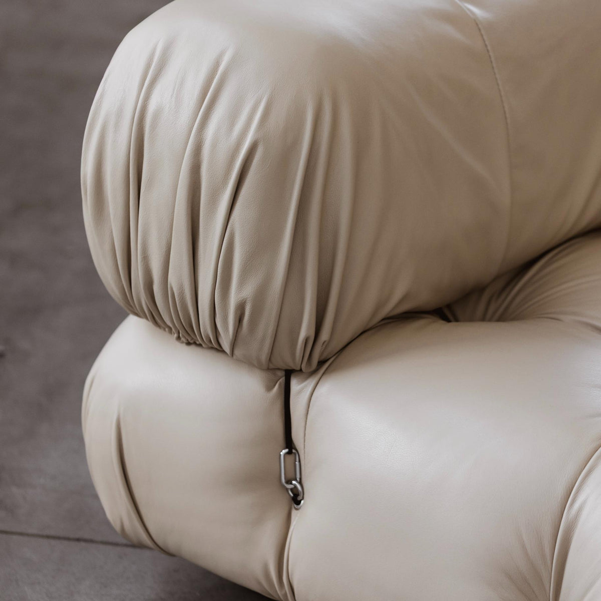 Mario Bellini "Camaleonda" Modular Sofa for B&B Italia, Sand beige Leather, 1970
