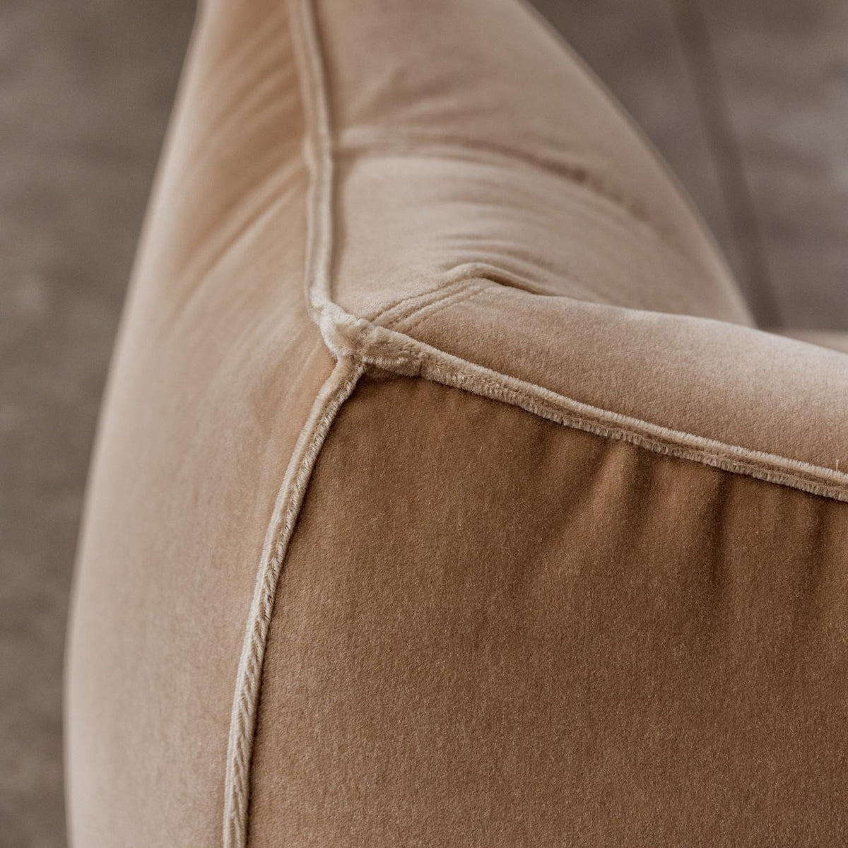 Mario Bellini "Le Bambole" Sofa for B&B Italia, mohair velvet, 1971