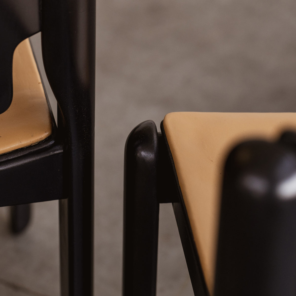 Vico Magistretti "122" Chairs for Cassina, 1967