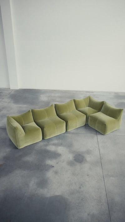 Mario Bellini "Le Bambole" Modular Sofa for B&B Italia, Green Velvet, 1971, Set of 5