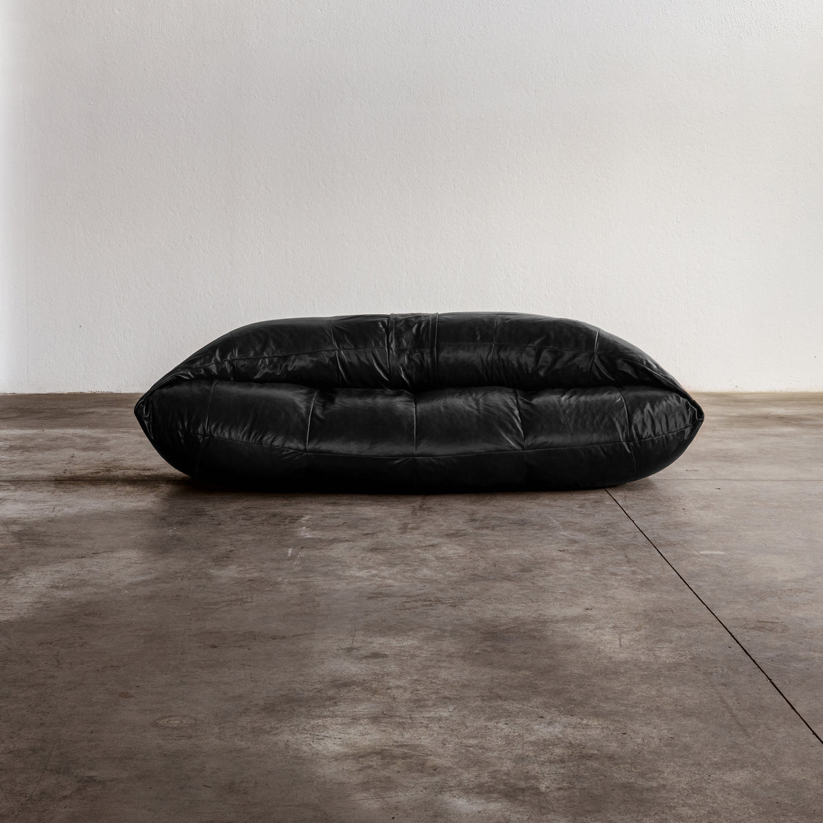 Raphael Raffel "Croissant" Sofa, Black Leather, 1970s
