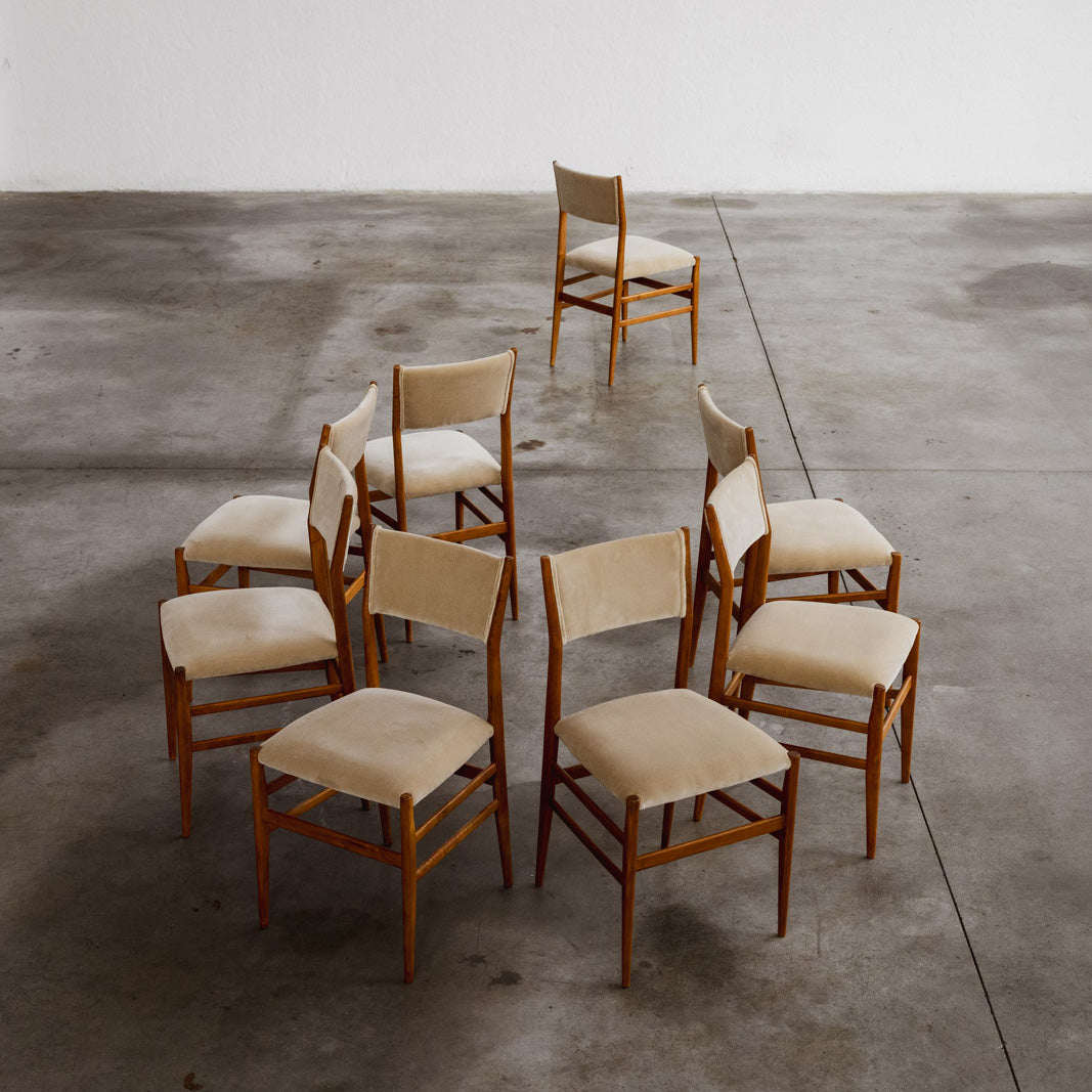 Gio Ponti 646 "Leggera" Dining Chairs for Cassina, Sand Beige Velvet, 1952, Set of 12