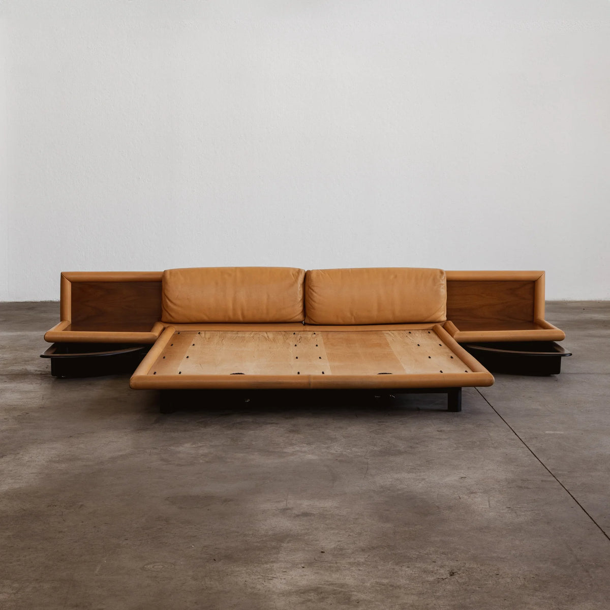 Afra & Tobia Scarpa "Morna" Bed for Molteni, Italy, 1972