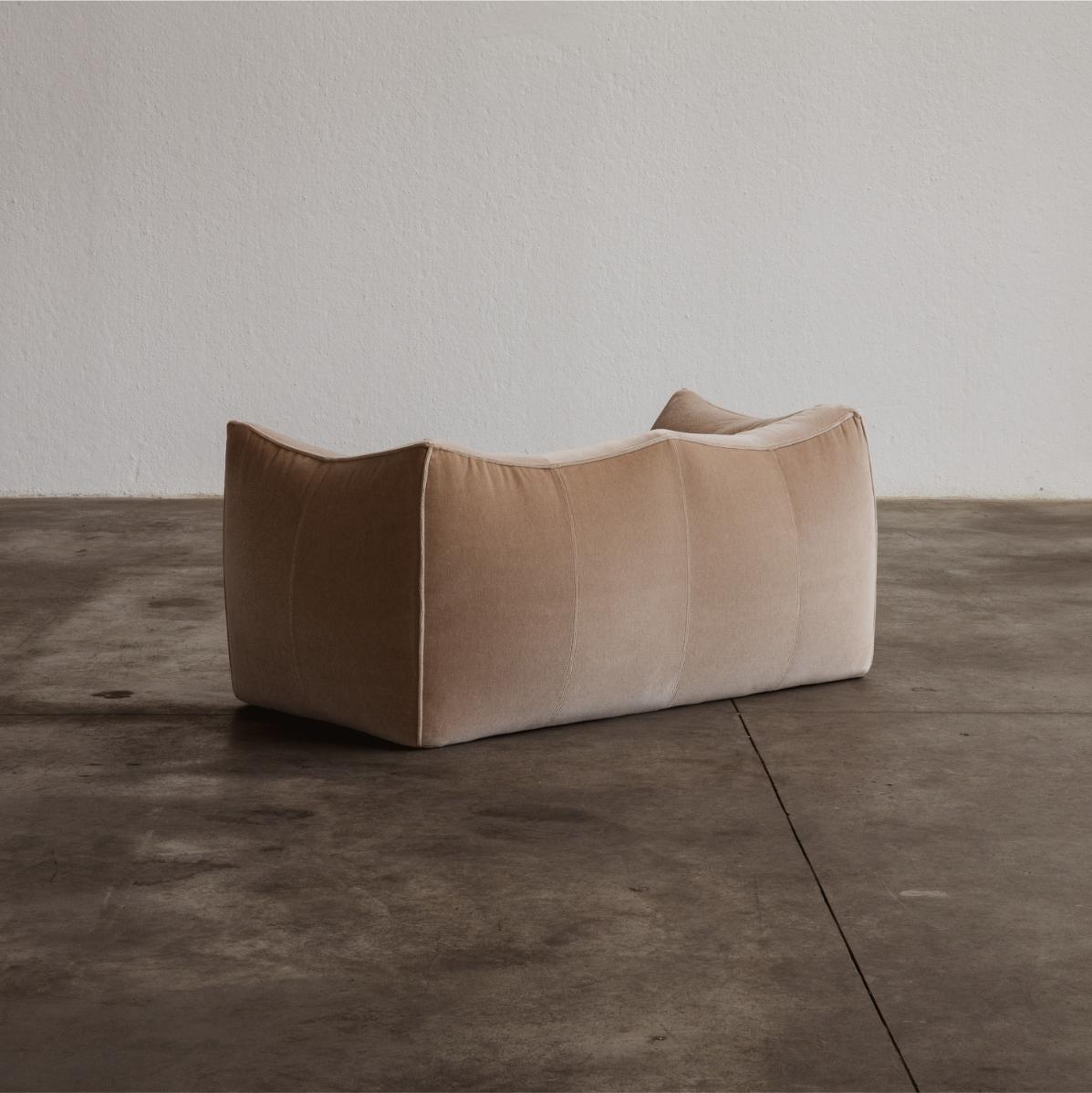 Mario Bellini "Le Bambole" Sofa for B&B Italia, mohair velvet, 1971
