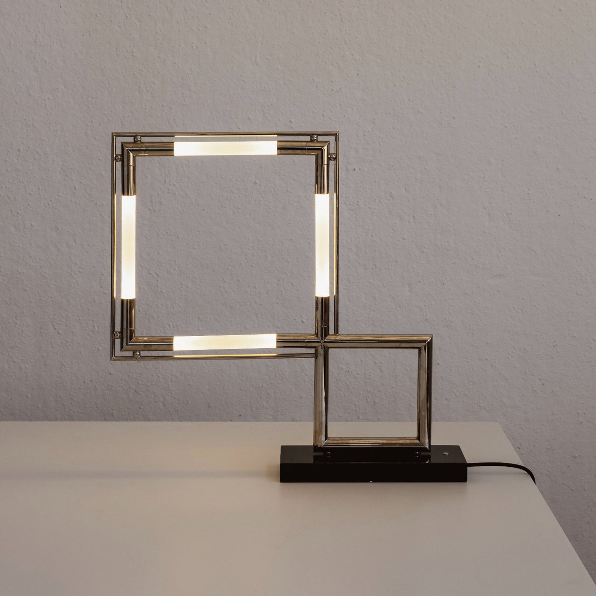 Jacques Adnet "Quadro" Table Lamp for Lumen Center Italia, 1929