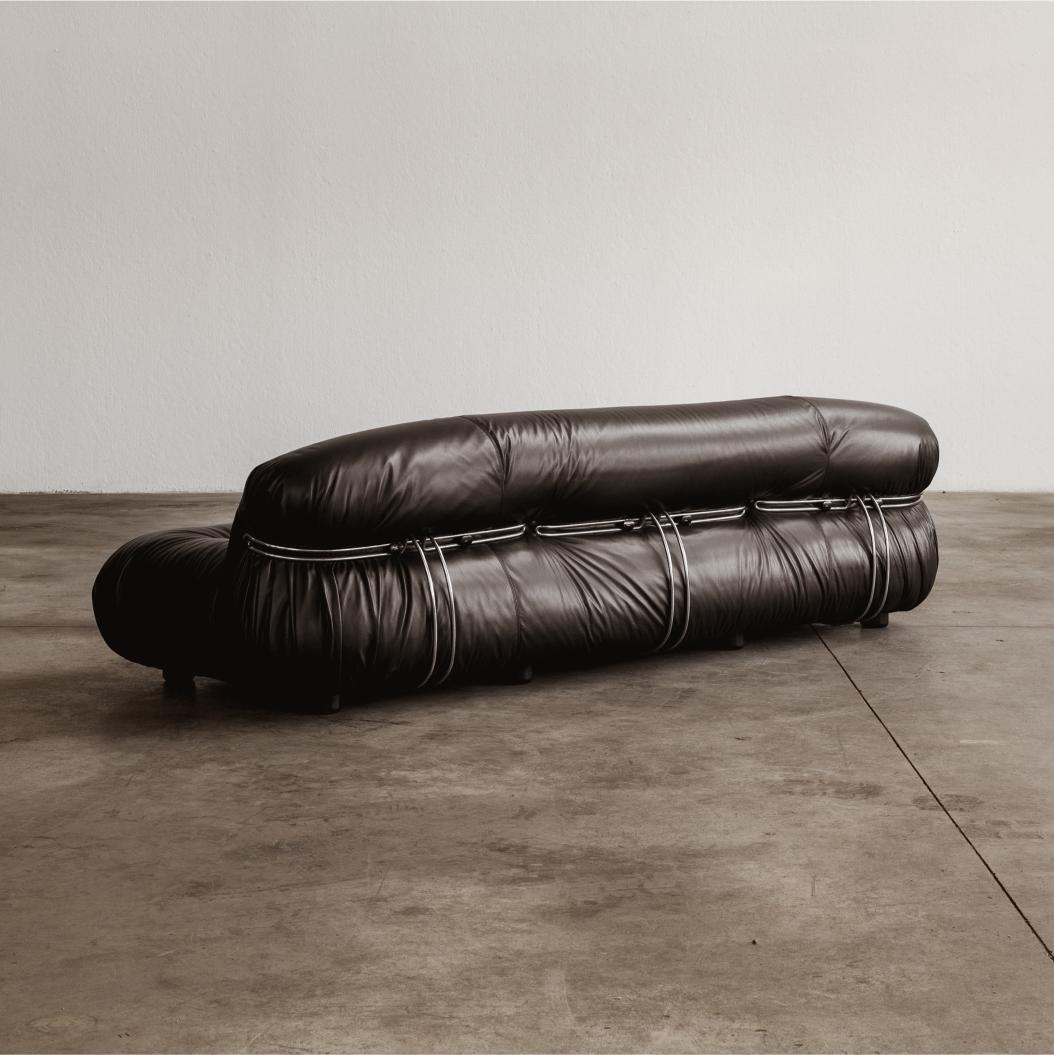 Afra & Tobia Scarpa “Soriana” Sofa for Cassina, Black Leather, 1969