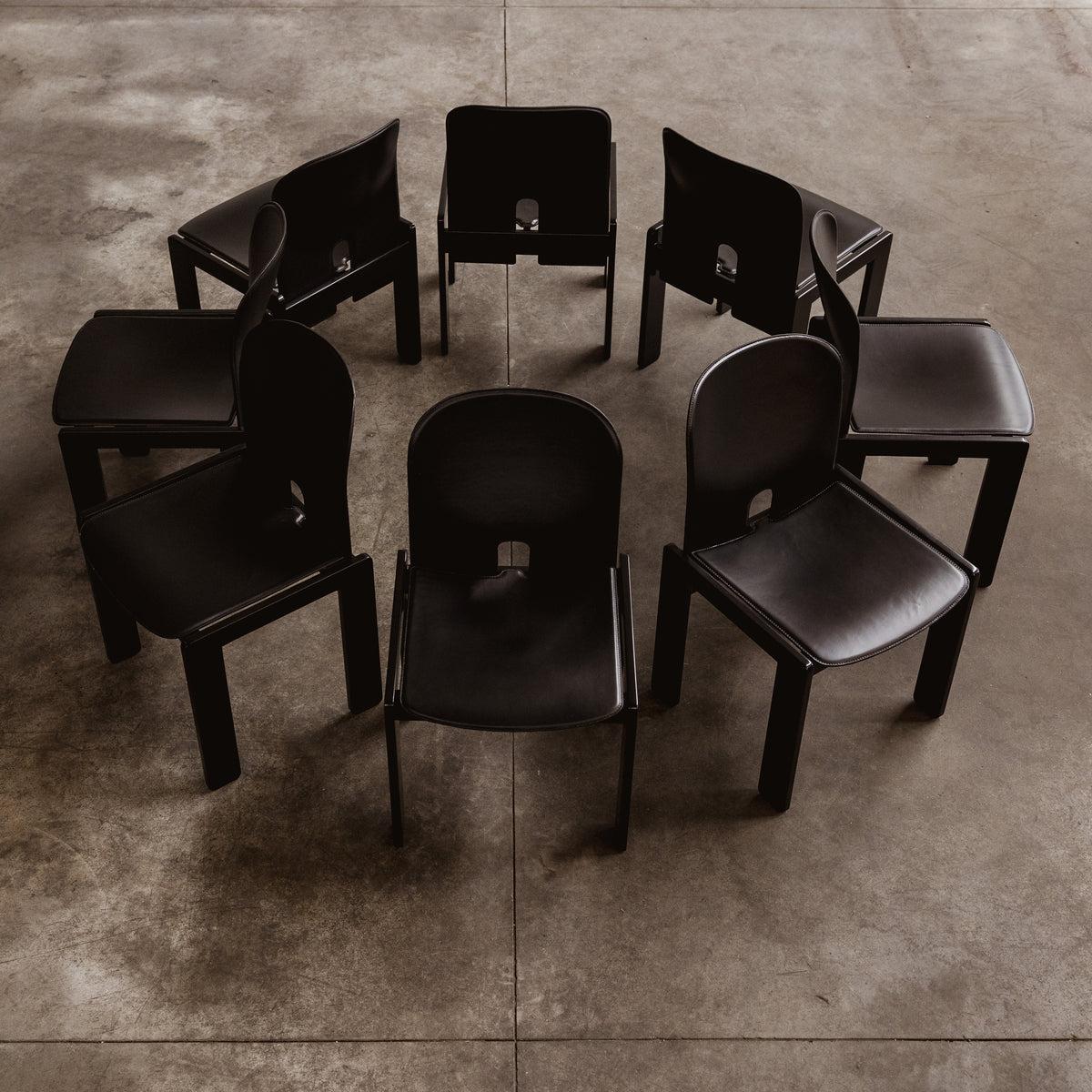 Afra & Tobia Scarpa "121" Dining Chairs for Cassina, Total black, 1965