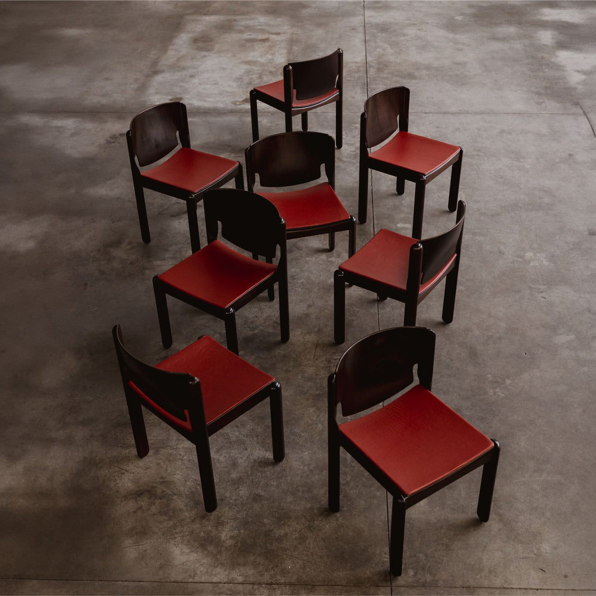 Vico Magistretti "122" Dining Chairs for Cassina, Red Leather, 1967
