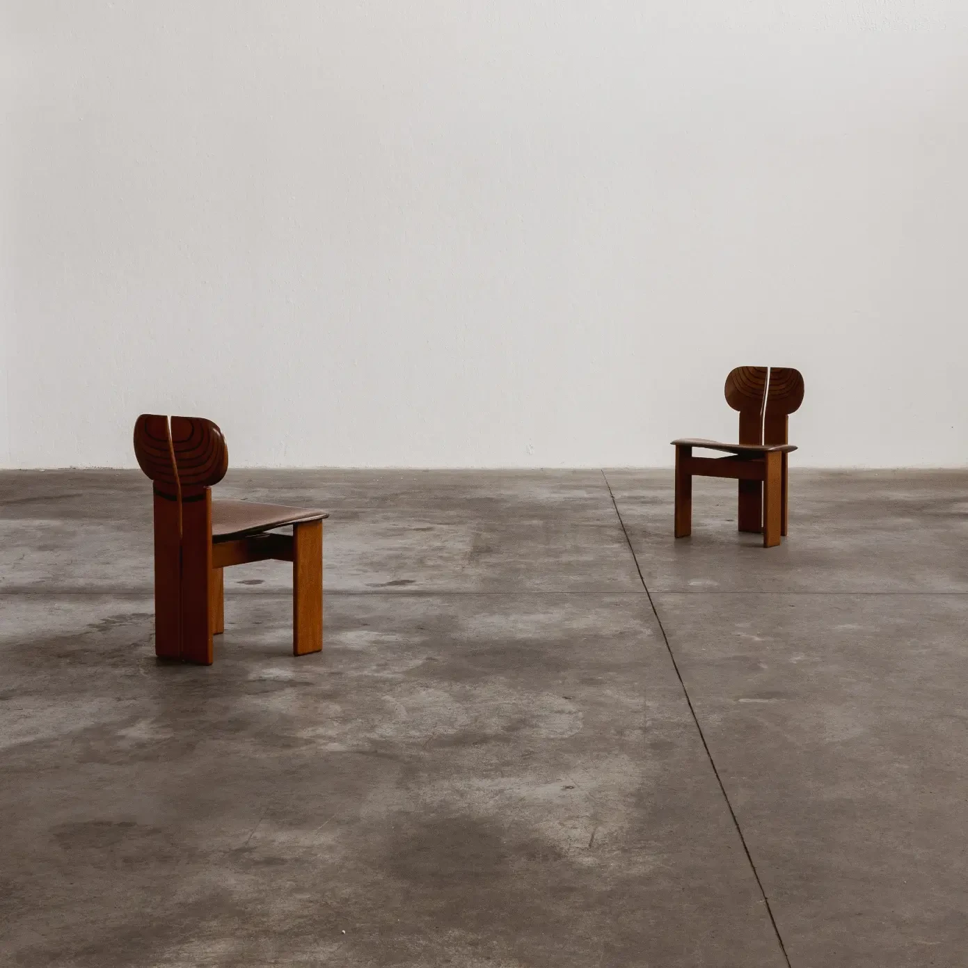 Afra & Tobia Scarpa "Africa" Dining Chairs for Maxalto, Dark Brown Leather, 1975, Set of 4, 1975