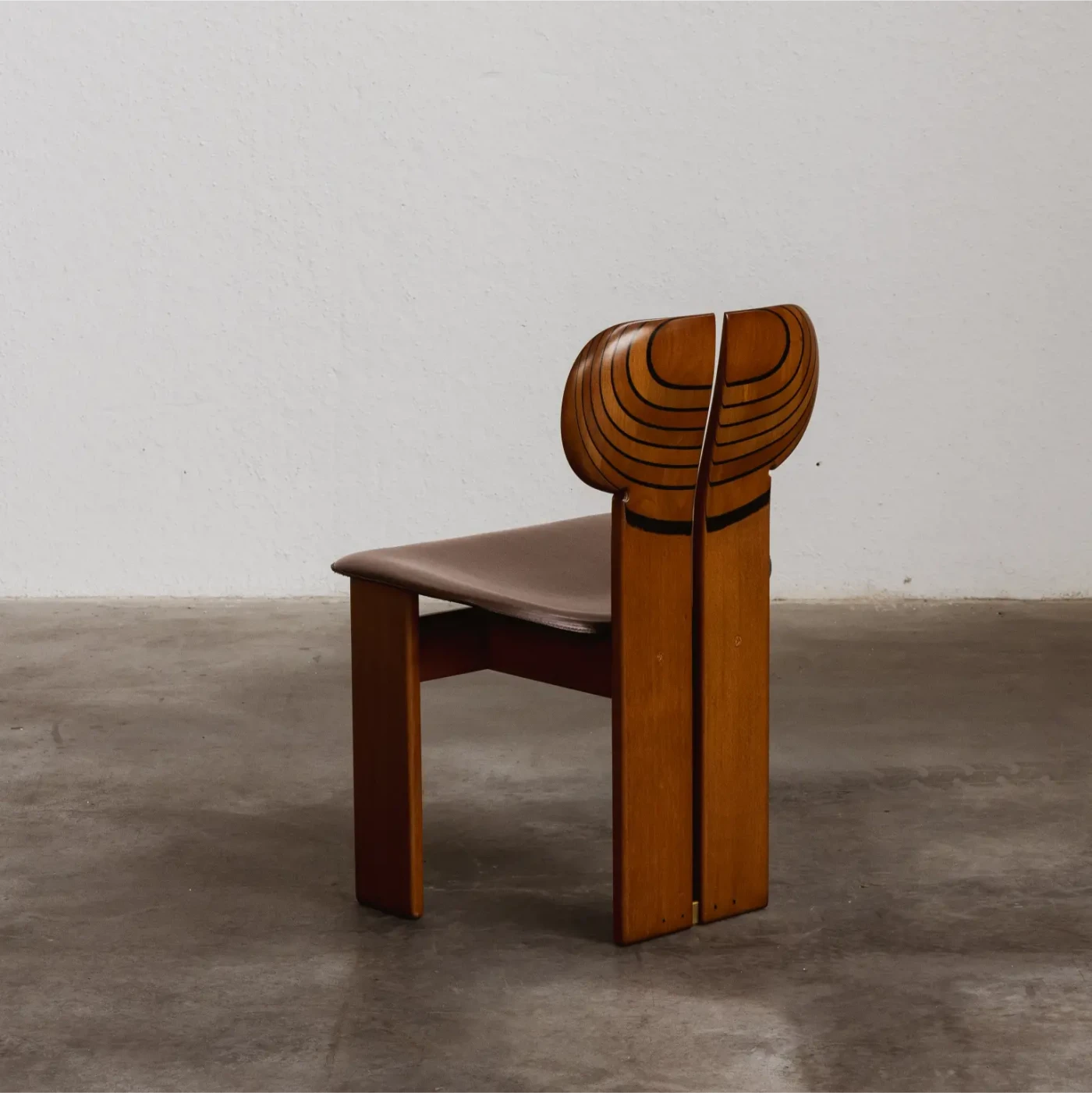 Afra & Tobia Scarpa "Africa" Dining Chairs for Maxalto, Dark Brown Leather, 1975, Set of 4, 1975