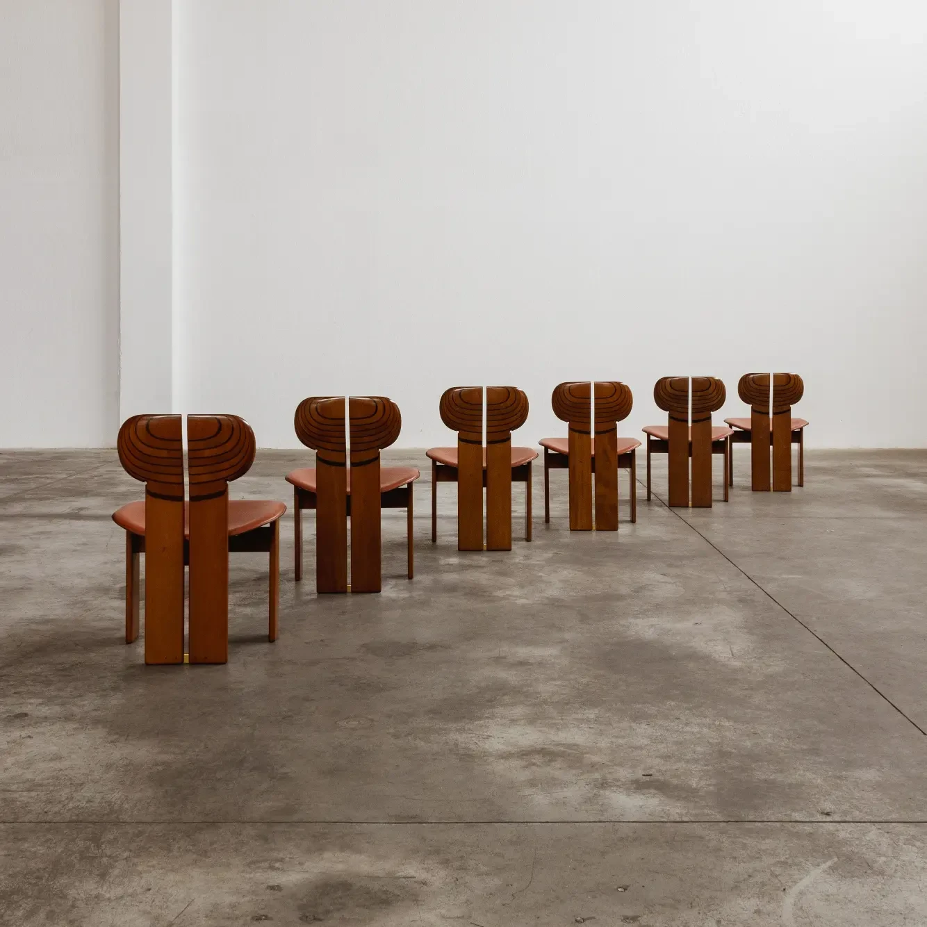Afra & Tobia Scarpa "Africa" Dining Chairs for Maxalto, Reddish Brown Leather, 1975, Set of 6, 1975