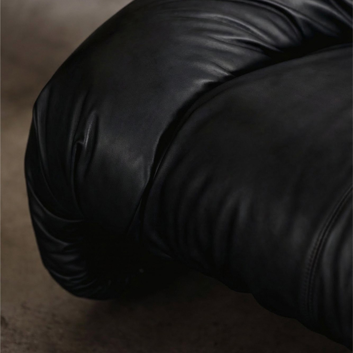 Afra & Tobia Scarpa “Bonanza” Armchairs for C&B, Black Leather, 1969, Set of 2, 1969