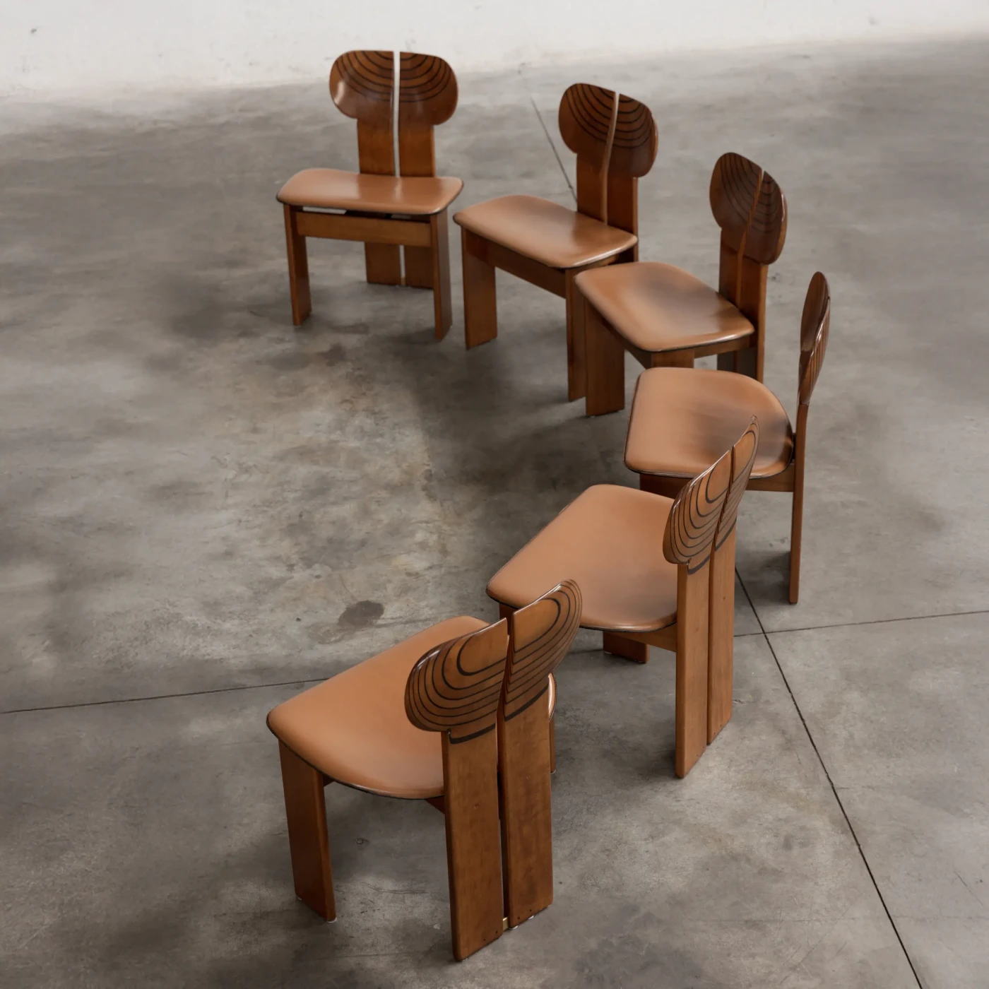 Afra & Tobia Scarpa "Africa" Dining Chairs for Maxalto, Cognac Leather, 1975, Set of 6, 1975