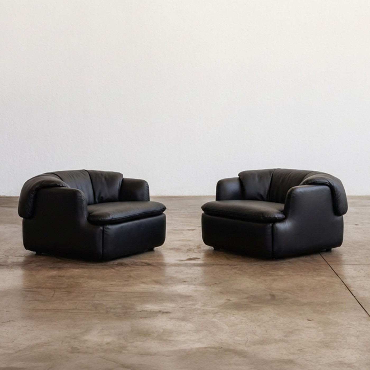 Alberto Rosselli “Confidential” Living Room Set for Saporiti, Black Leather, 1972, Set of 3, 1972