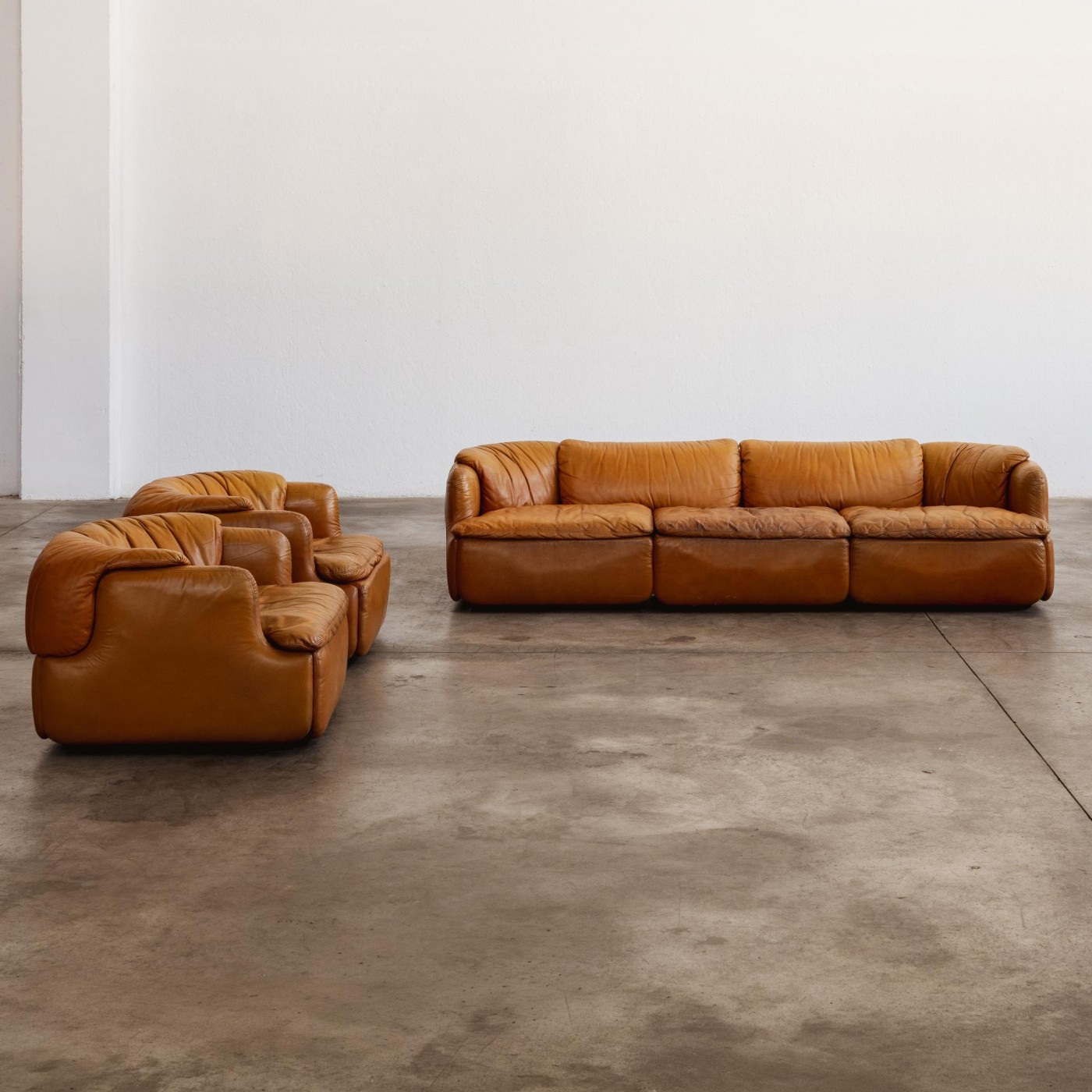 Alberto Rosselli “Confidential” Living Room Set for Saporiti, Cognac Leather, 1972, Set of 3, 1972