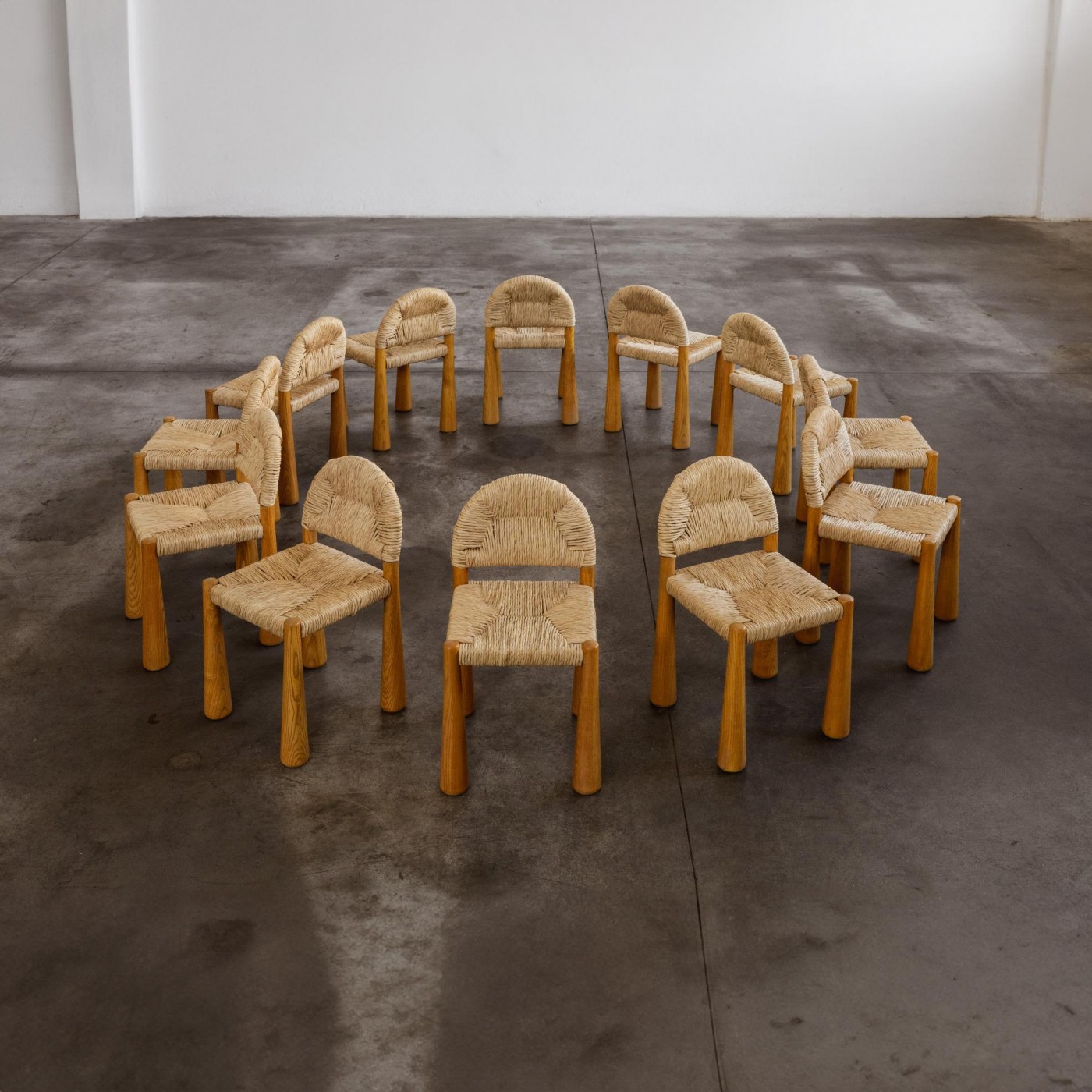 Alessandro Becchi “Toscanolla” Dining Chairs for Giovannetti, Light Brown Ashwood, 1970, Set of 12, 1970