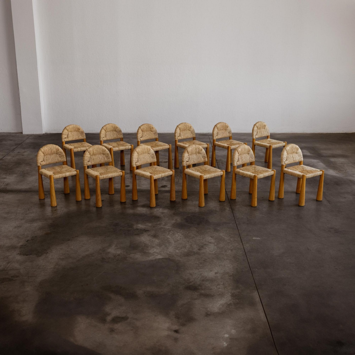 Alessandro Becchi “Toscanolla” Dining Chairs for Giovannetti, Light Brown Ashwood, 1970, Set of 12, 1970