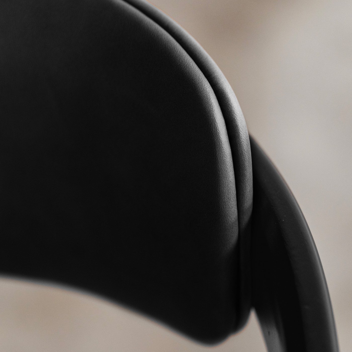 Augusto Savini “Pamplona” Dining Chairs for Pozzi, Black Leather, 1965, Set of 6, 1965