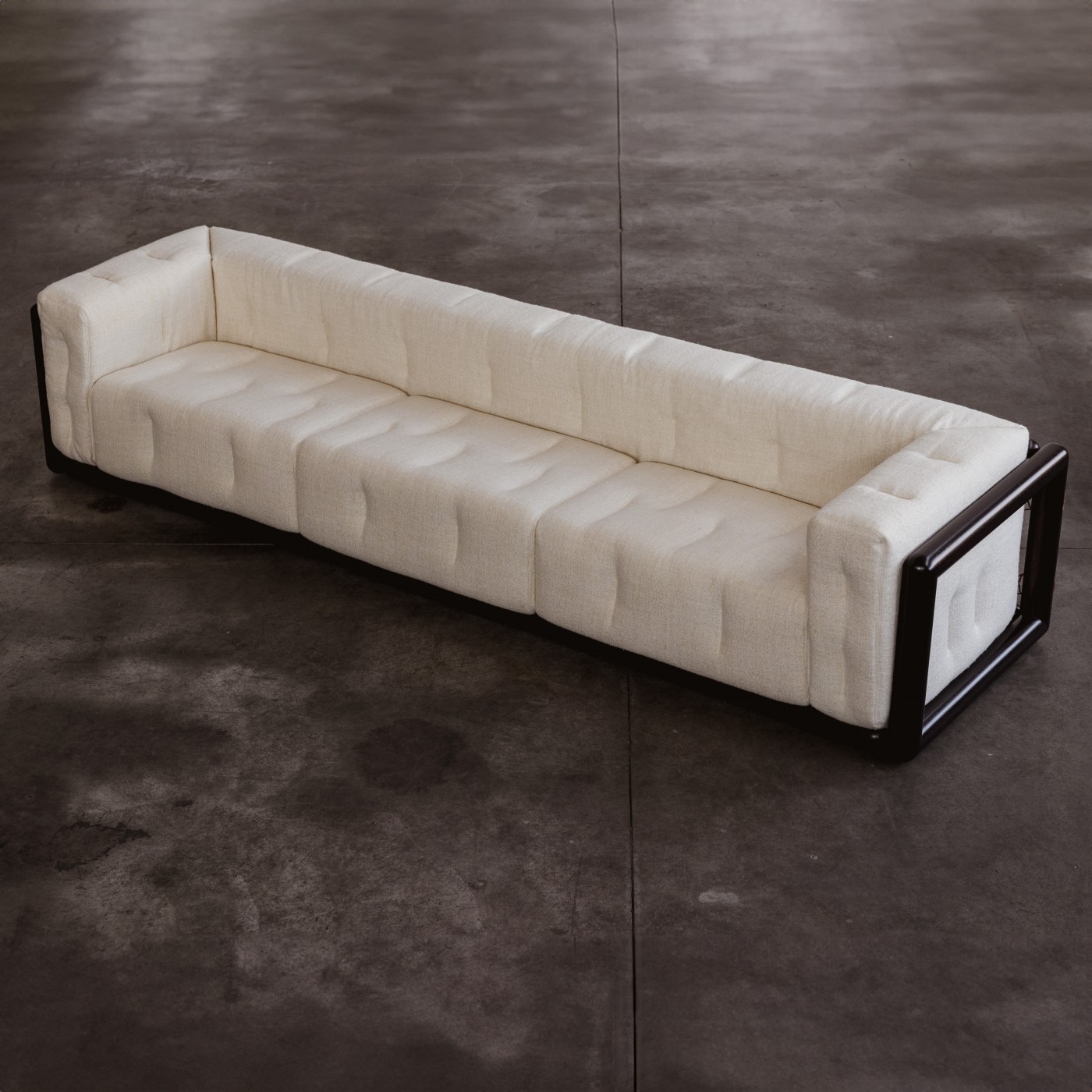 Carlo Scarpa “Cornaro” Sofa for Gavina, Ivory Linen, 1973, 1970s