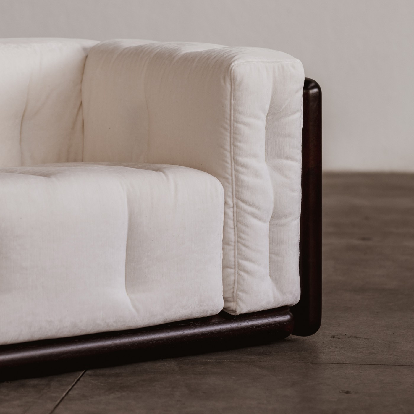 Carlo Scarpa “Cornaro” Two-seater Sofa for Gavina, Ivory Velvet, 1973, 1970s