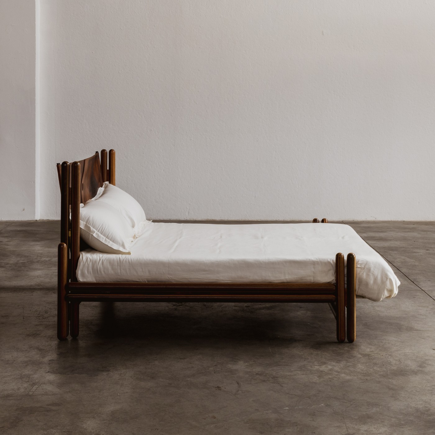 Carlo Scarpa “Toledo” Bed for Simon Gavina, 1975, 1970s