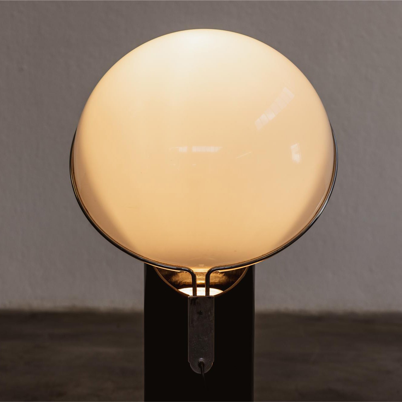 Ennio Chiggio “Ciot” floor lamp for Lumenform, 1973, 1973
