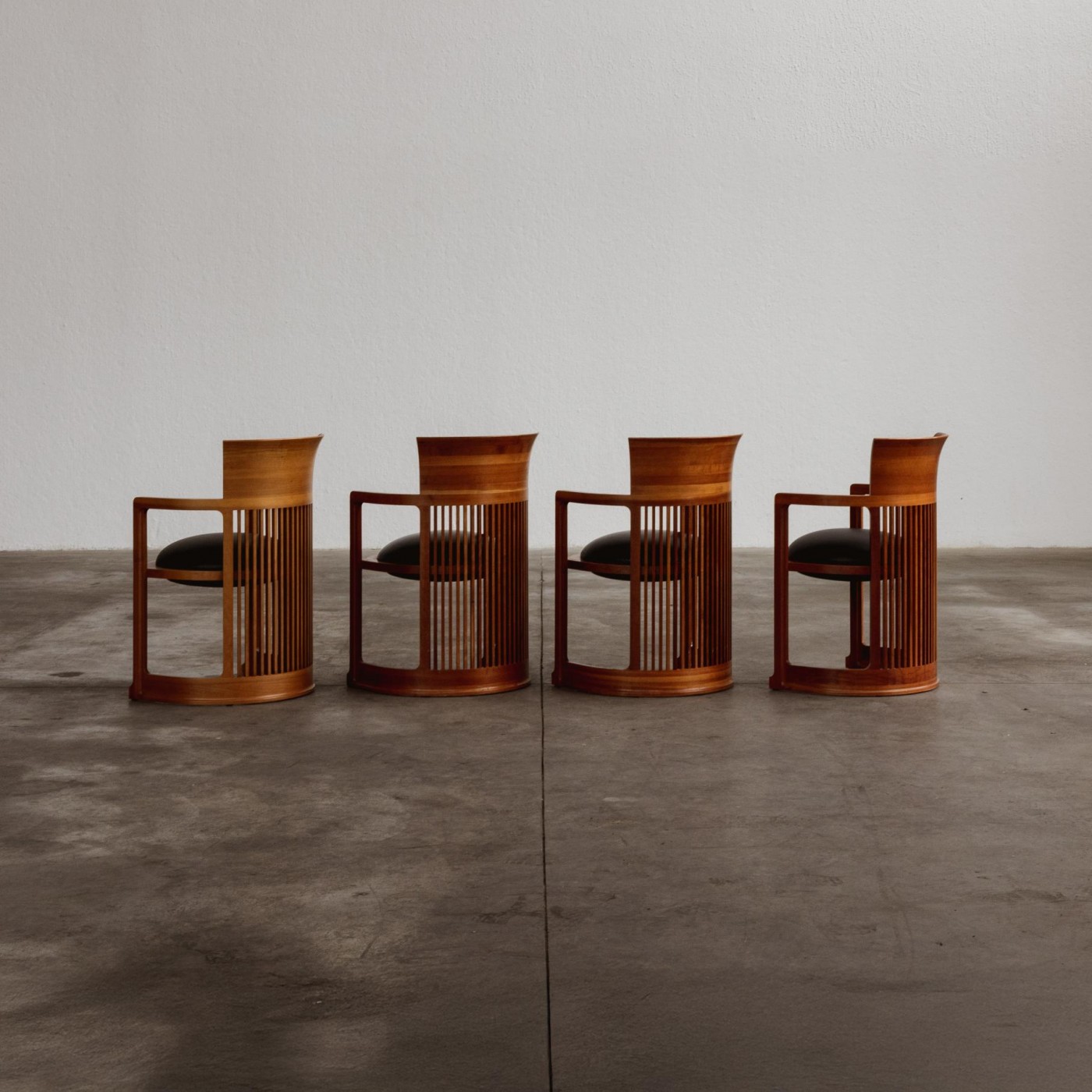 Frank Lloyd Wright "Barrel" Chairs for Cassina, 1937, Set of 6, 1937