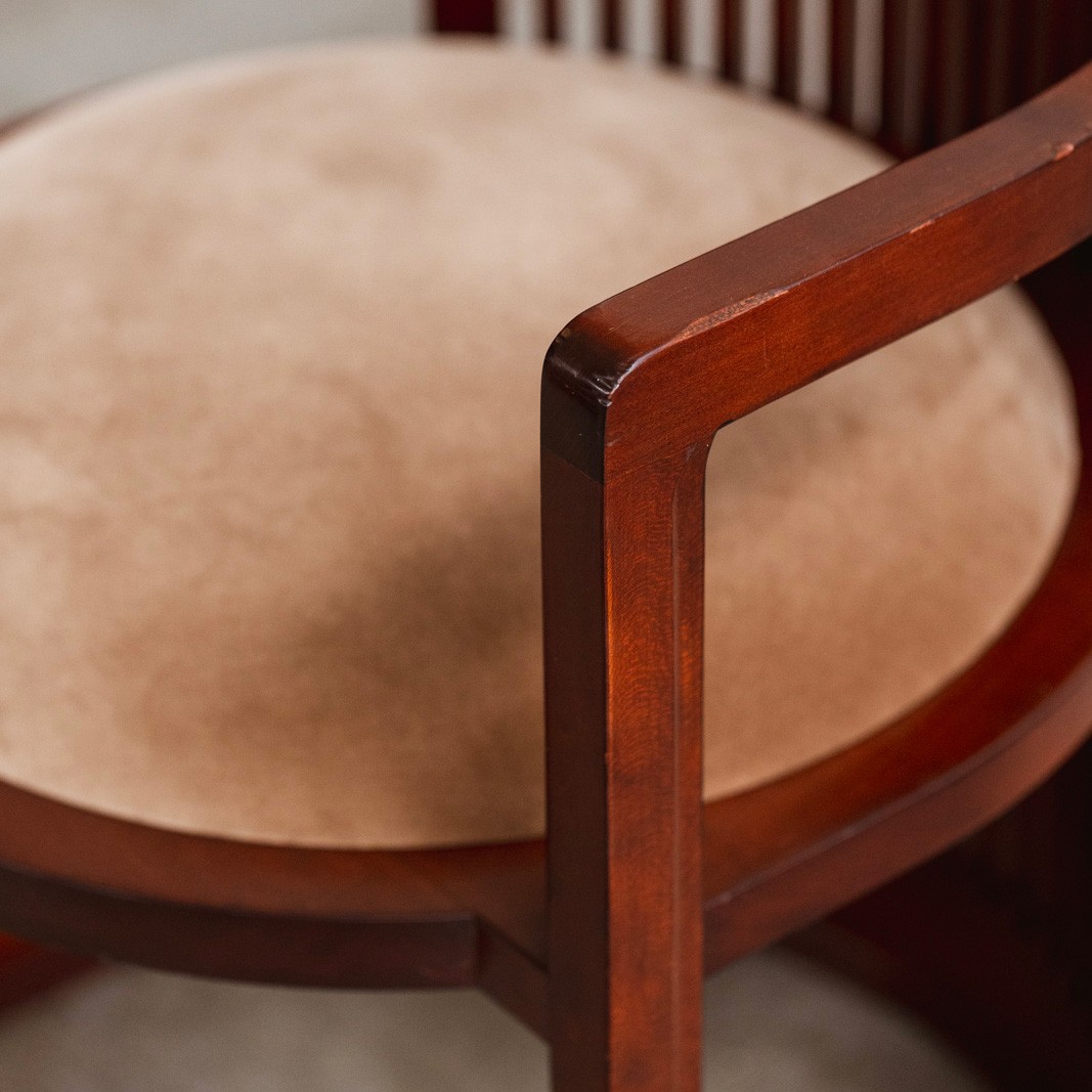 Frank Lloyd Wright "Barrel" Chairs for Cassina, Beige Velvet, 1937, Set of 4, 1937