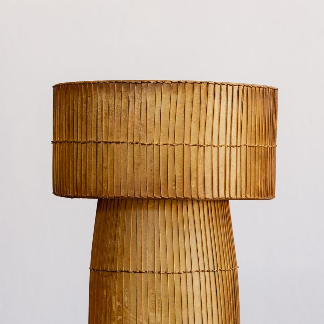 French Modern Floor Lamp in Resin and Wicker, 1972, 1972