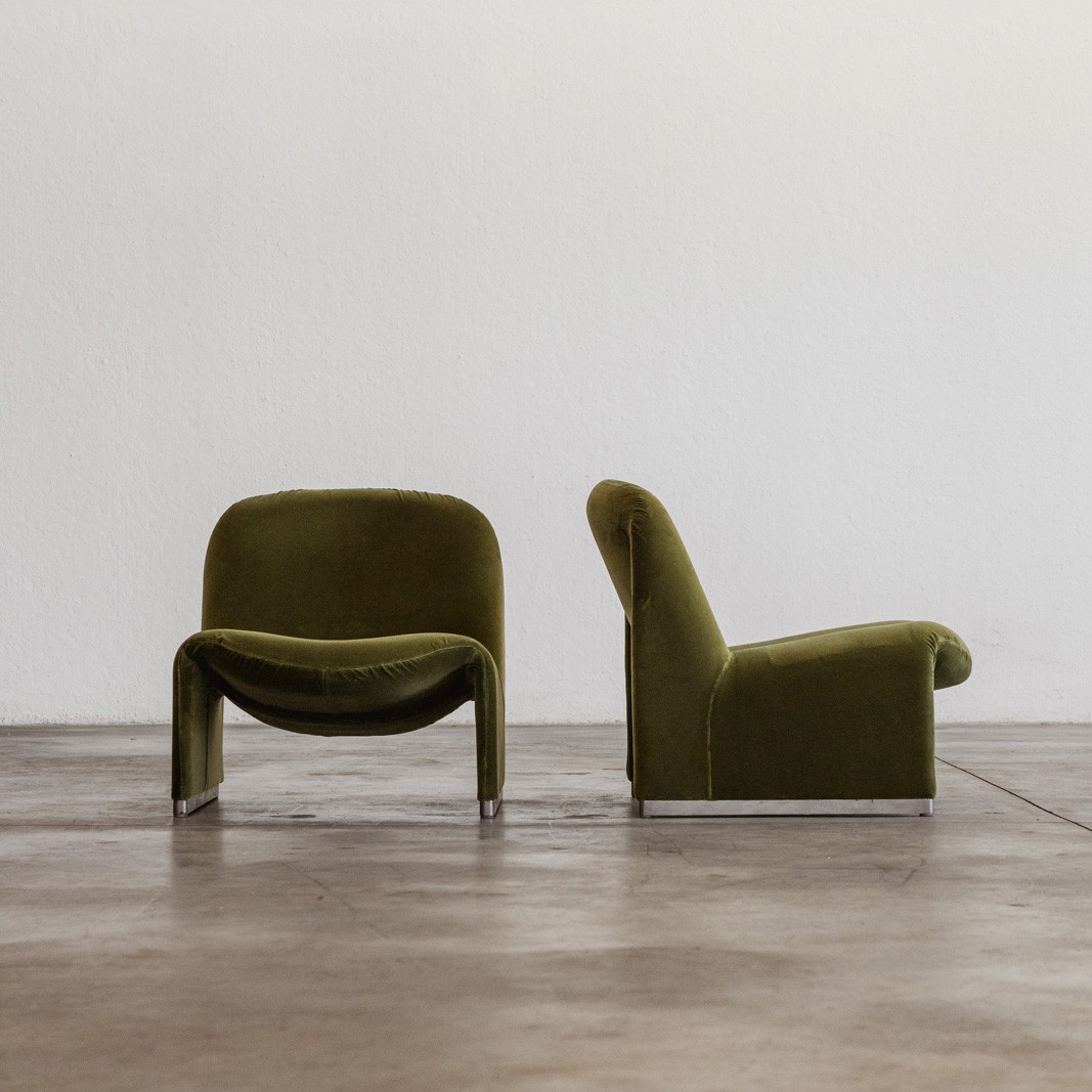 Giancarlo Piretti "Alky" Lounge Chairs for Anonima Castelli, Green Velvet, 1970, Set of 2, 1970